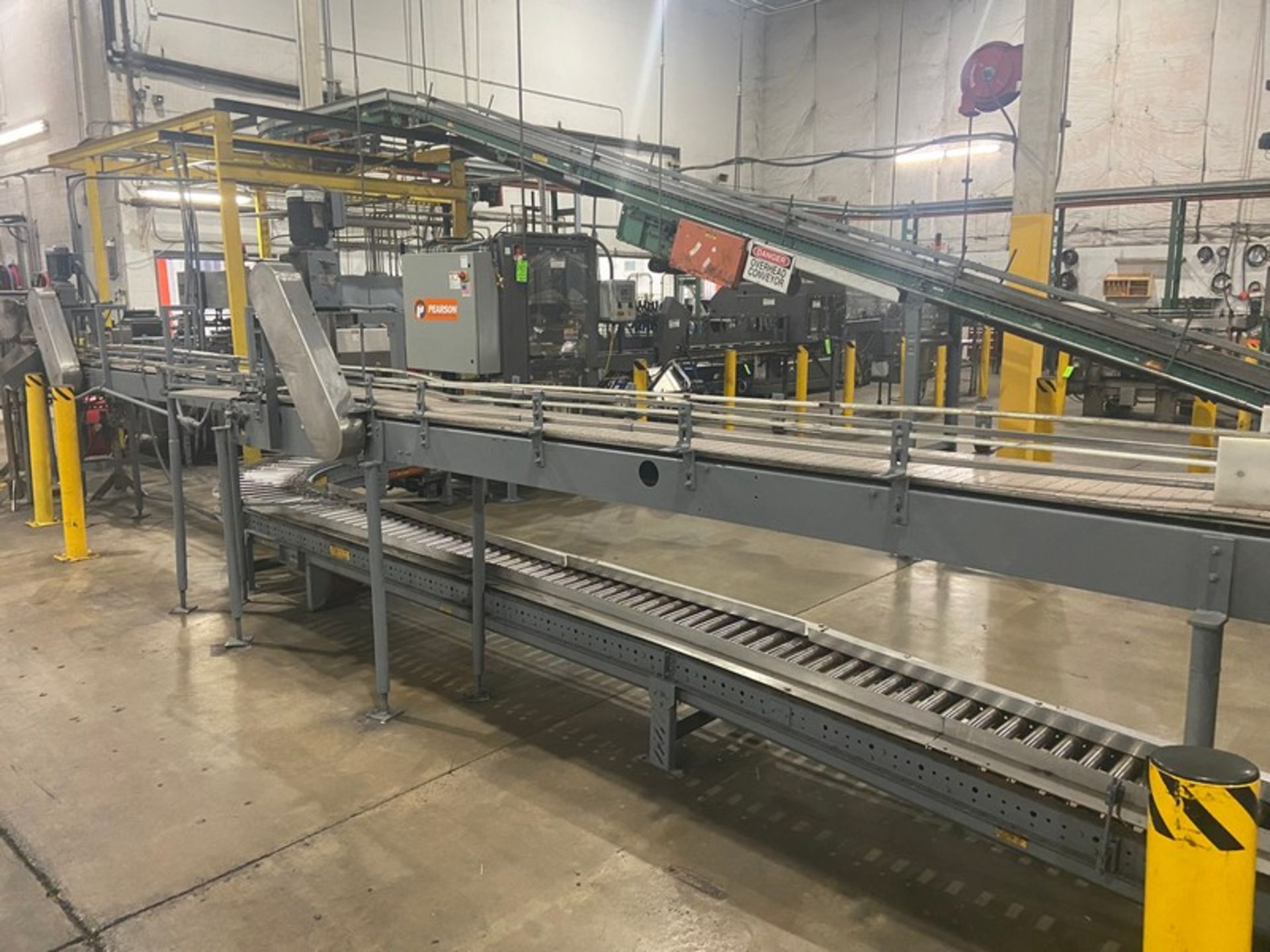 Product Conveyor from Krones Labeler to Hartness Drop Packer, with 1-Wider Accumulation Section - Bild 3 aus 5