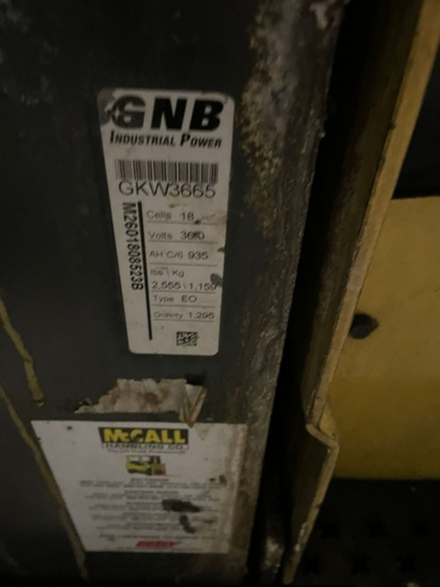 4,850 lbs Hyster Battery Charged Forklift. Model #E50XN-27, Serial #A2691002109G (LOCATED IN - Image 6 of 8