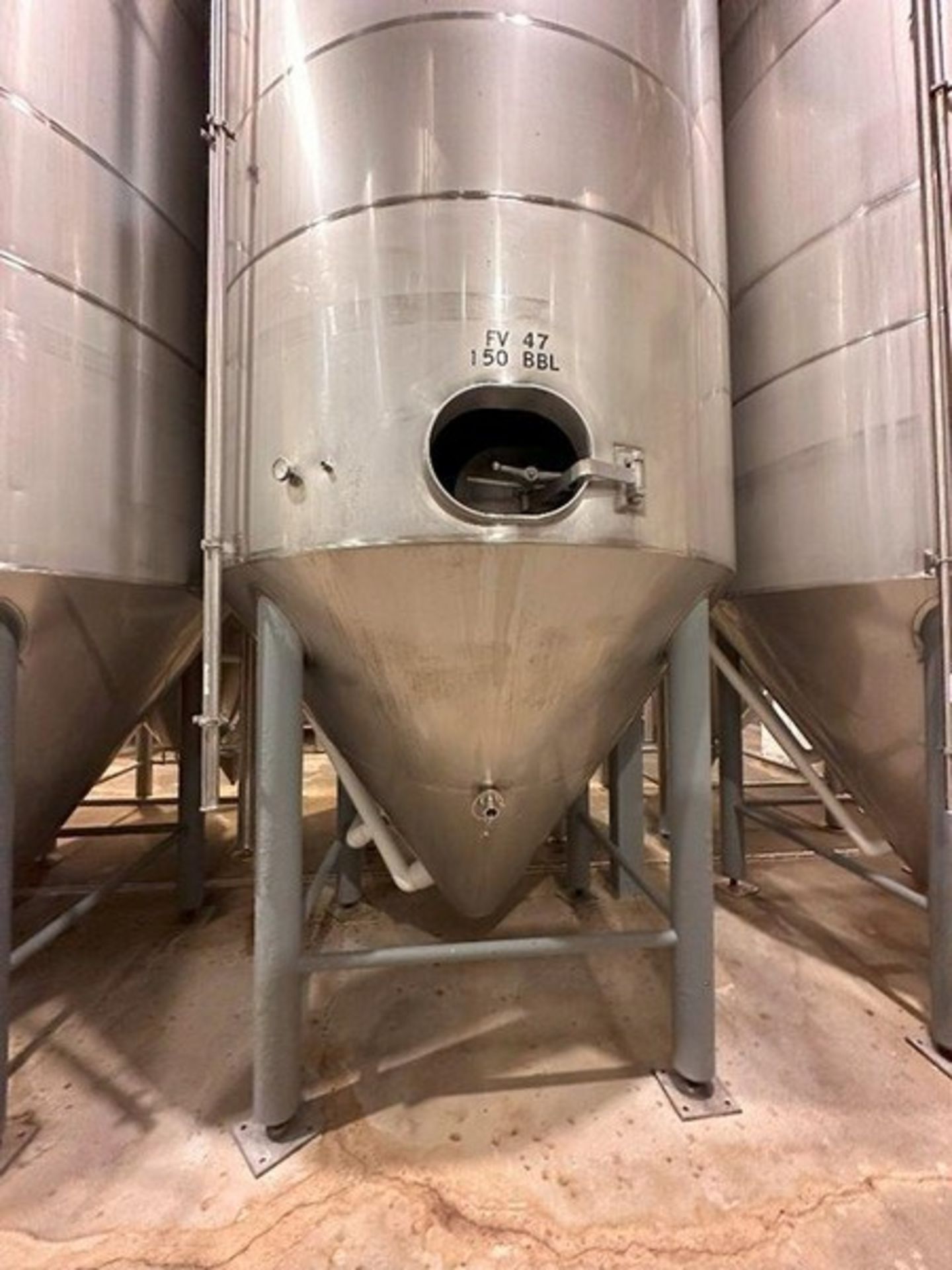 150 BBL (4650 Gallon) Vertical Cone Bottom 304 Stainless Steel Jacketed Vessel. Manufactured by San - Image 2 of 8