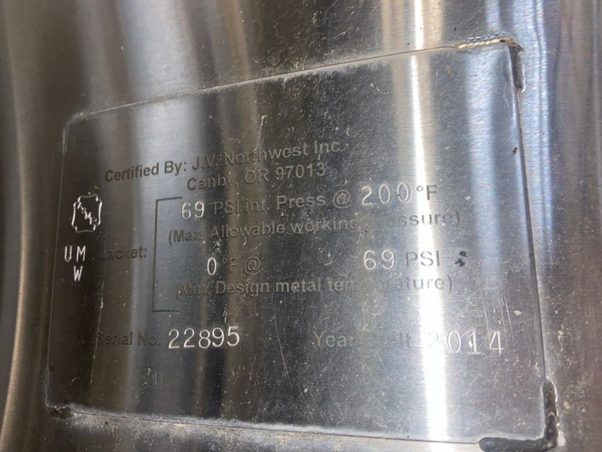 2014 JVNW 15 BBL(465 GAL.) S/S Jacketed Vertical Tank, S/N 22895, 69 PSI Int. Press @ 200 F, 0 F @ - Image 11 of 12