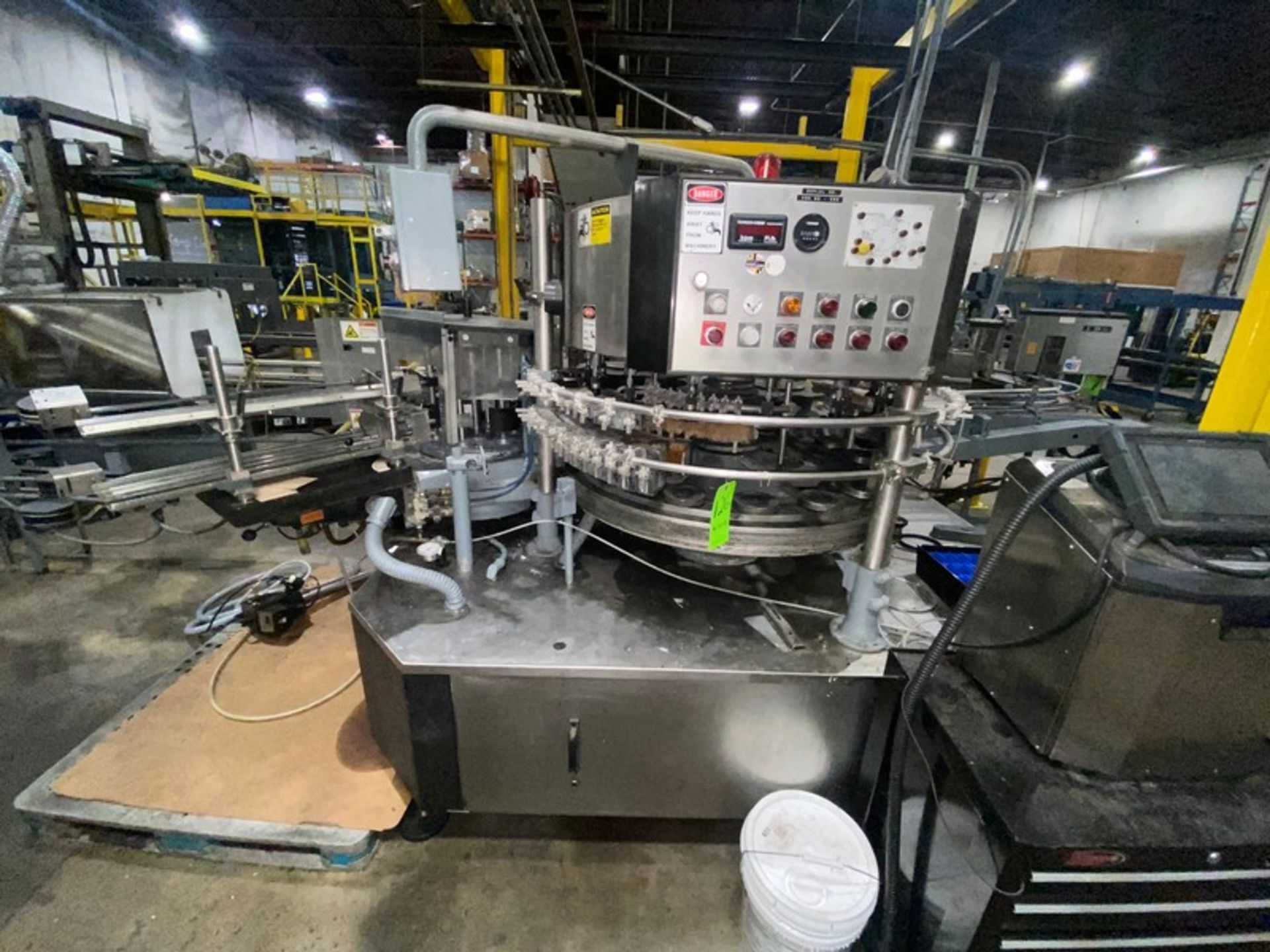 Krones Starmatic Bottle Labler, S/N 92-355, with Infeed & Outfeed Conveyor, with S/S Belt (Hours: