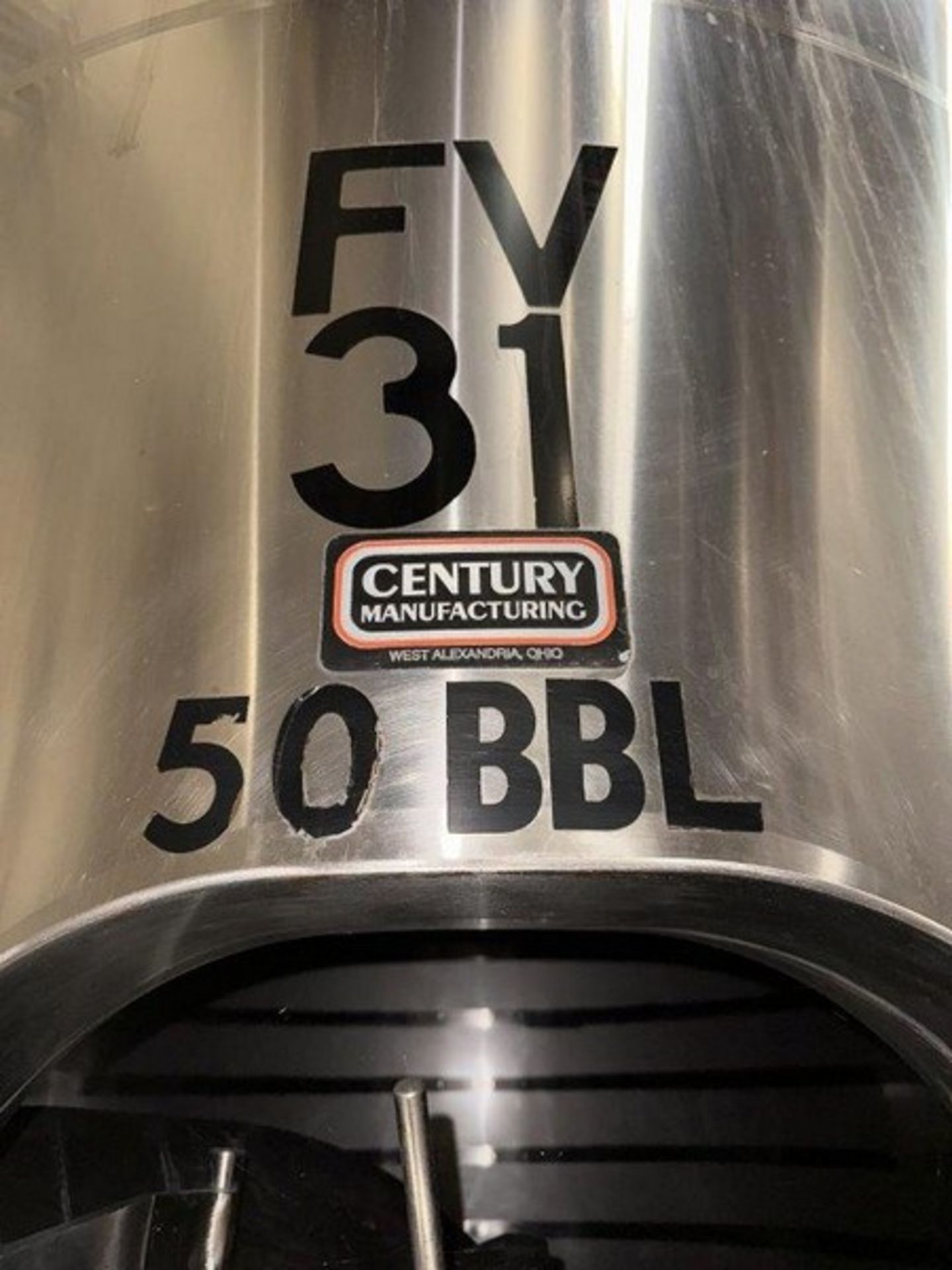50 BBL (2200 Gallon) Vertical Cone Bottom 304 Stainless Steel Jacketed Vessel. Manufactured by Centu - Image 4 of 11