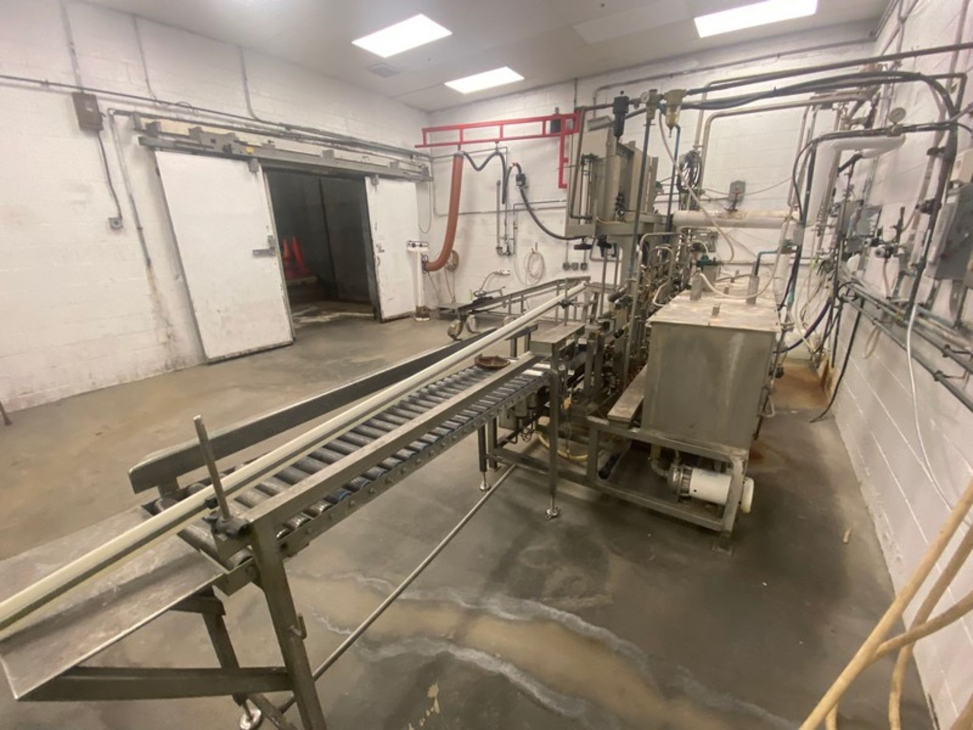 Miller 3-Head Keg S/S Filling System, with Infeed & Outfeed Conveyor (LOCATED IN FREDERICK, MD) - Bild 6 aus 8
