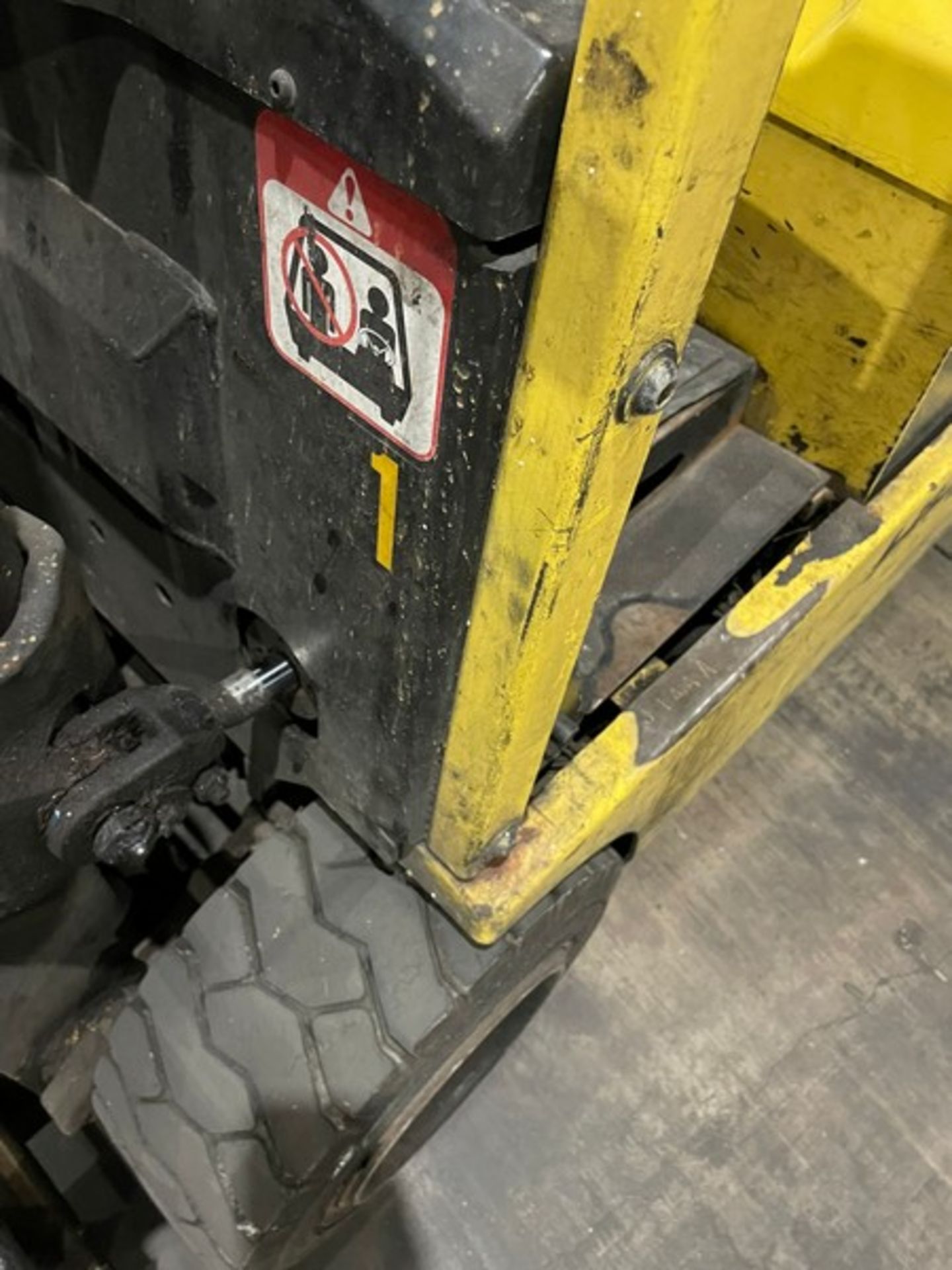 3,700lbs Hyster Battery Charged Forklift. Model #J40ZT, Serial #J1660N04098F (LOCATED IN - Image 14 of 14