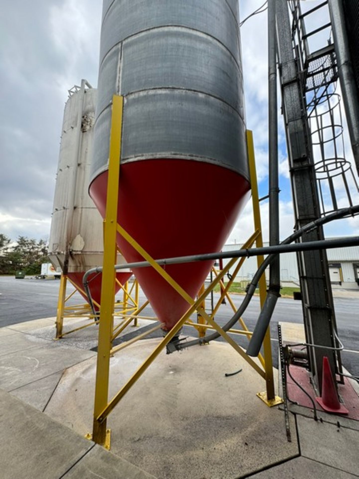 Grain Storage Silo (LOCATED IN FREDERICK, MD) - Image 5 of 6