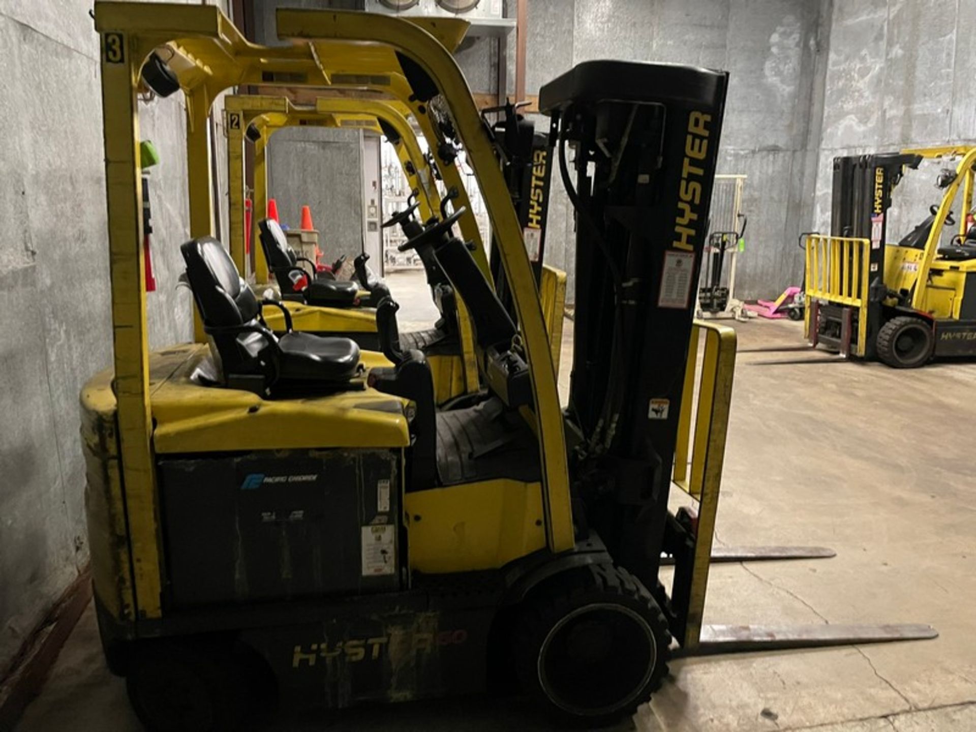 4,850 lbs Hyster Battery Charged Forklift. Model #E50XN-27, Serial #A2691002109G (LOCATED IN - Image 8 of 8