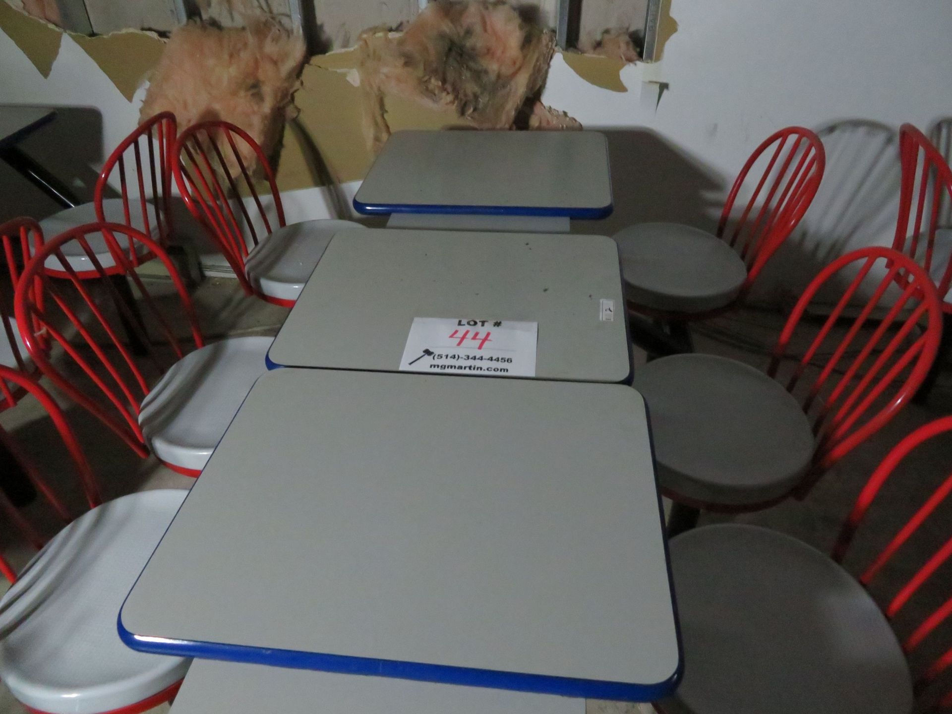 LOT including "all in one" dining table comes with (4) chairs and (2) table tops approx. 24" x 20"