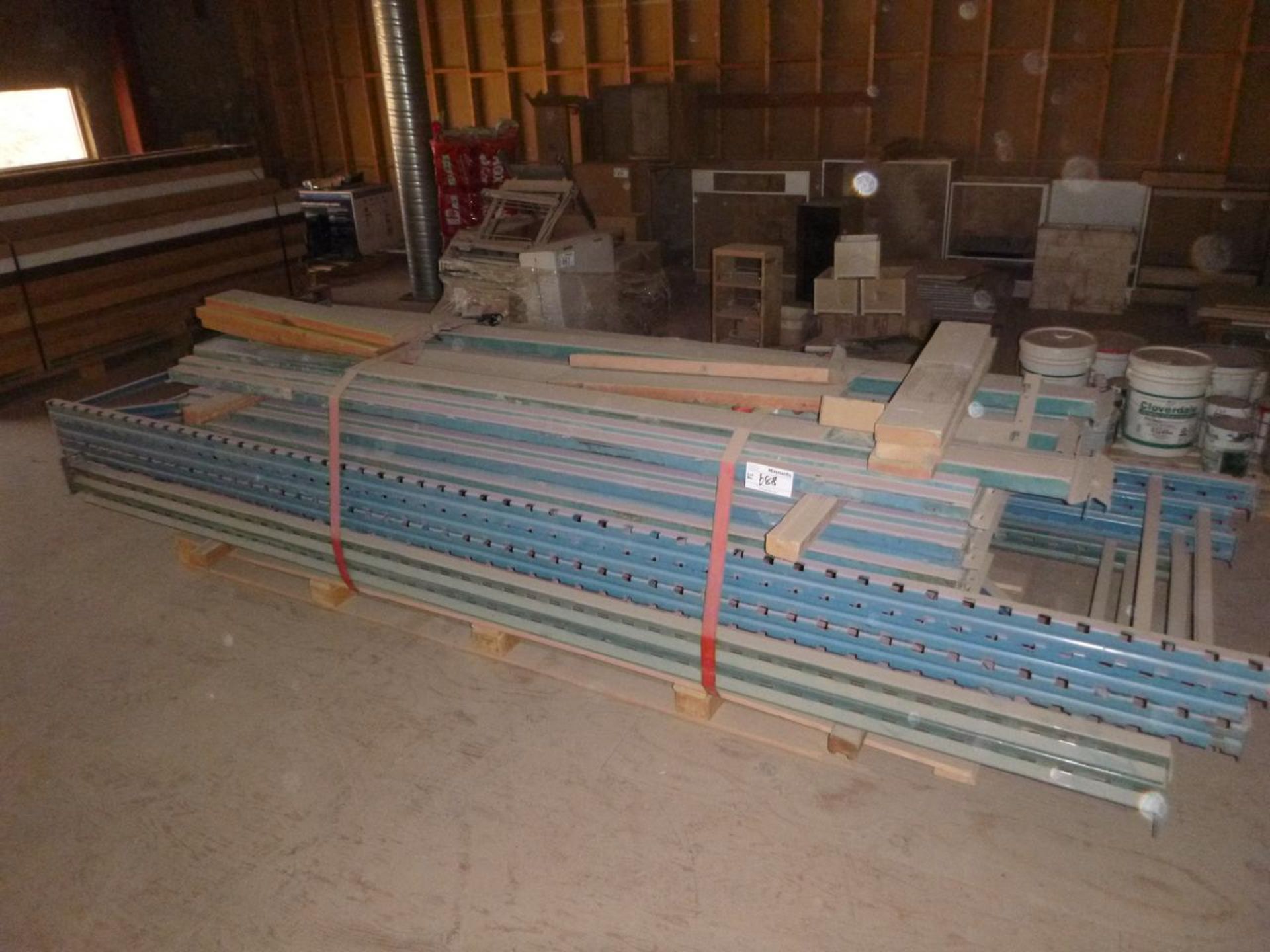 Lot of pallet racking