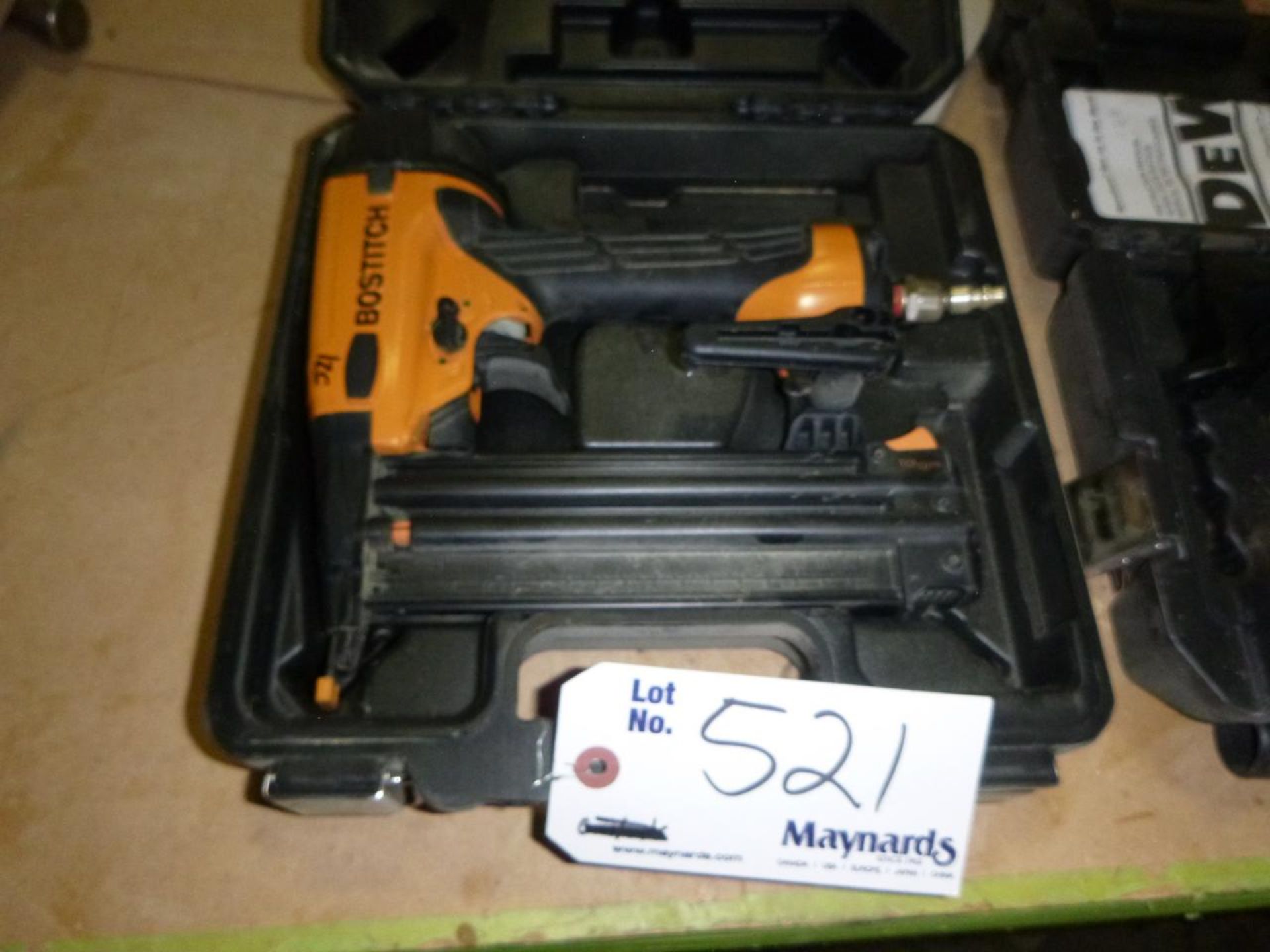 Bostitch BT1855 Brad nailer