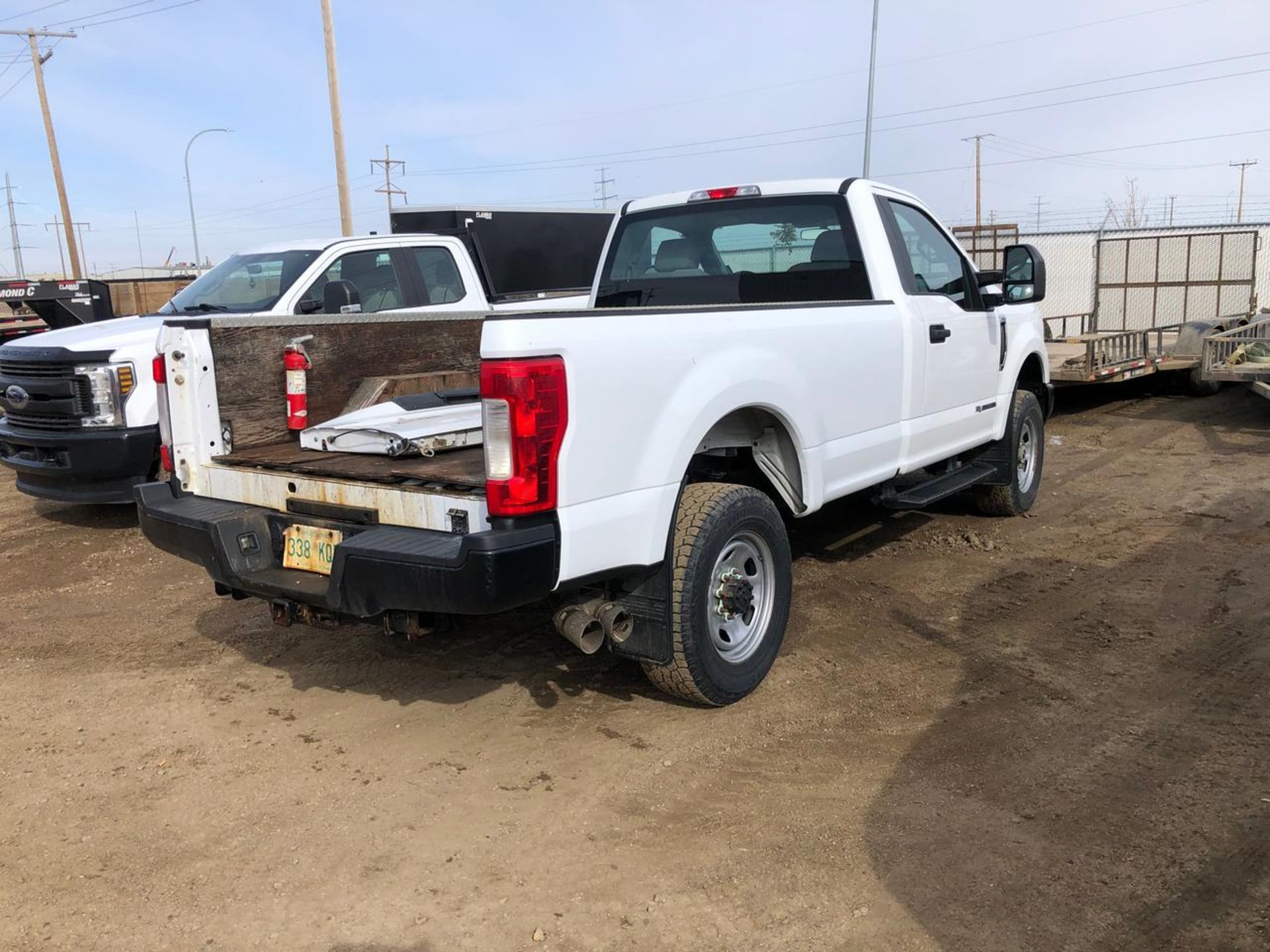 2017 Ford F350 SD Pick-up Truck - Image 5 of 9