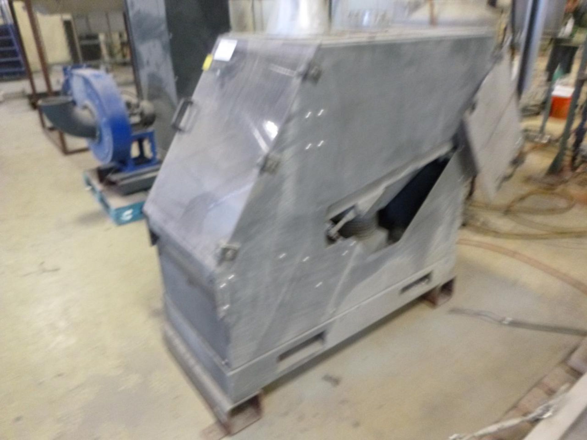 Vibratory feeder system - Image 2 of 3