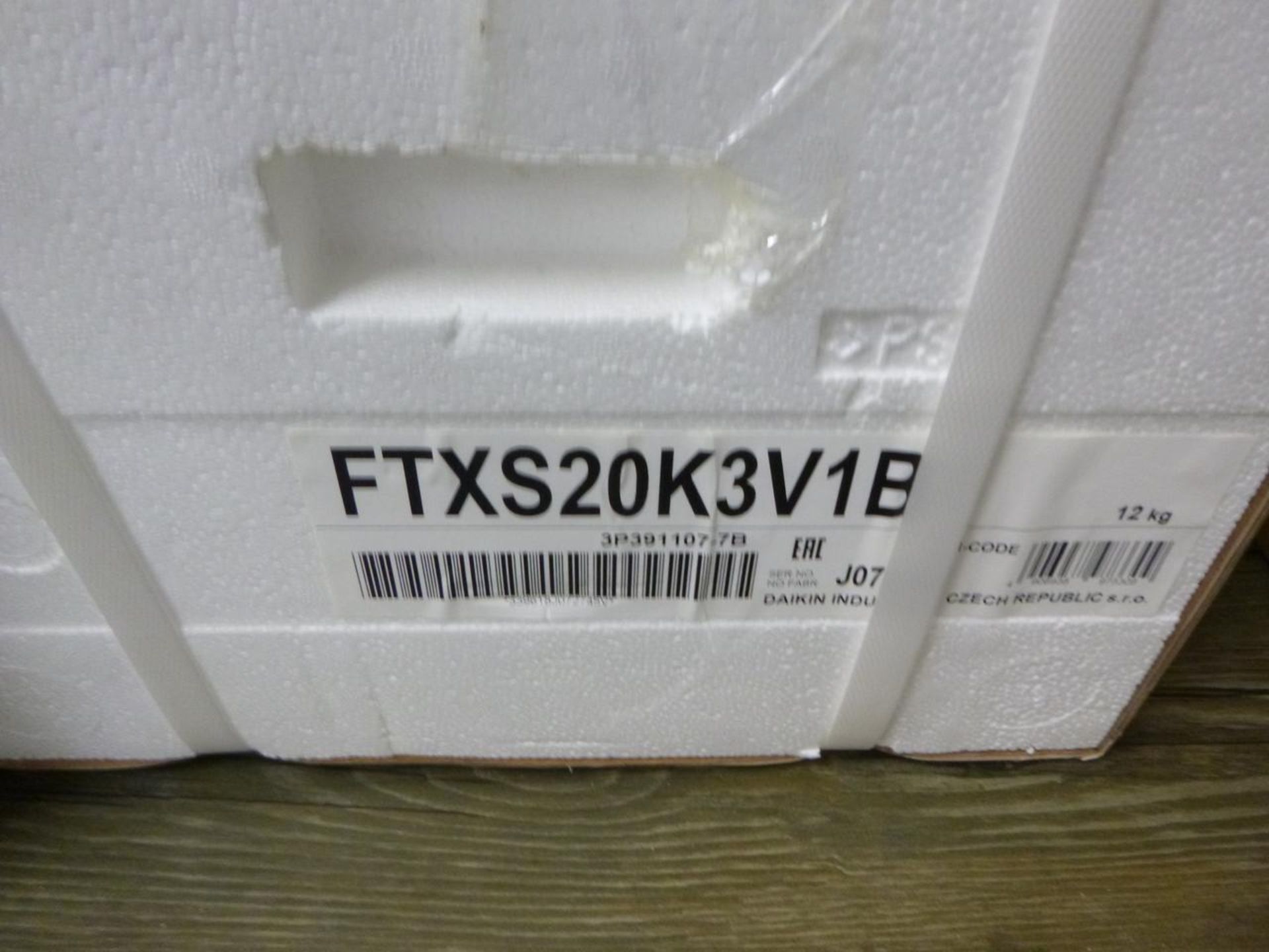 Daikin FTXS20K3V1B Air conditioner - Image 2 of 2