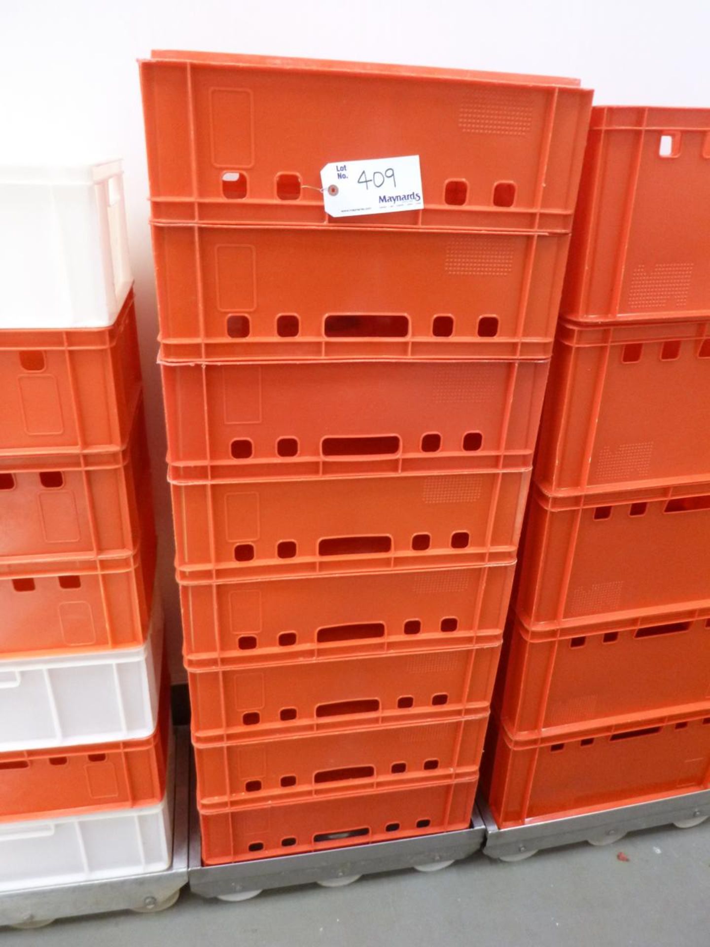 Stack totes with stainless steel cart