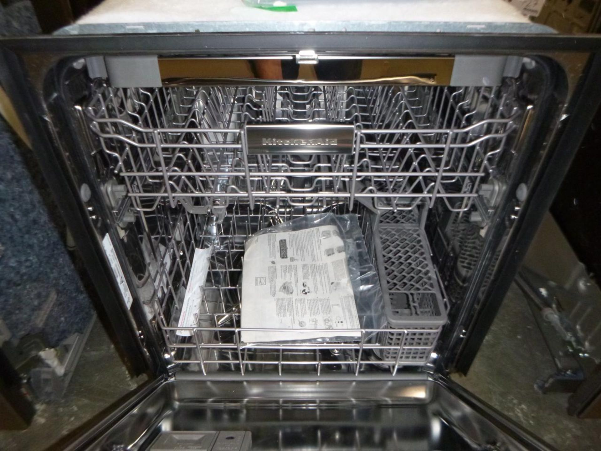 Kitchen Aid KDTE234GP1 Dishwasher - Image 2 of 2