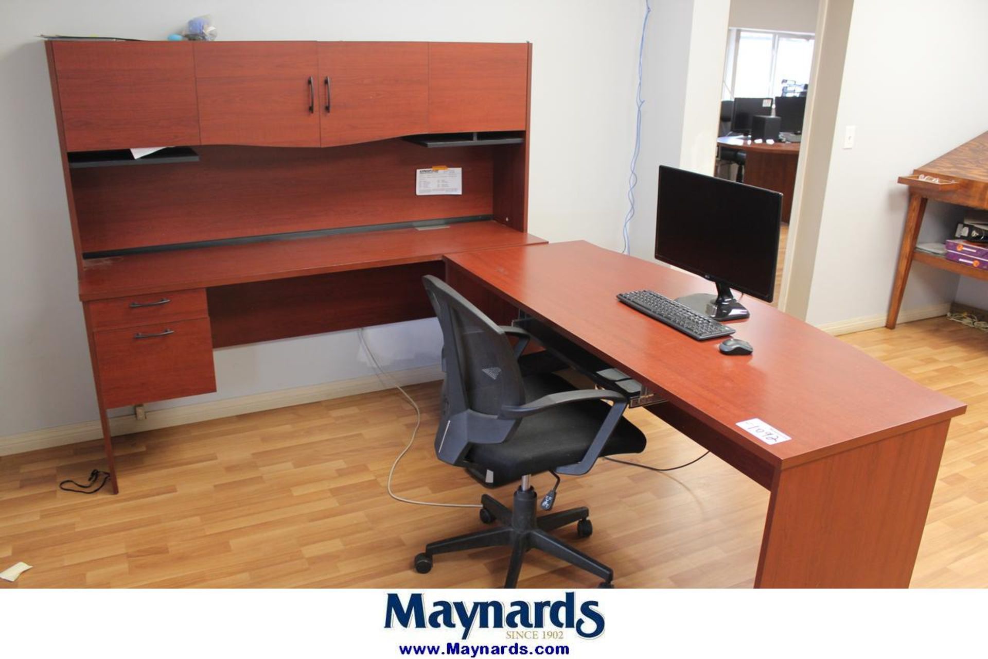 L-shaped work desk with chair