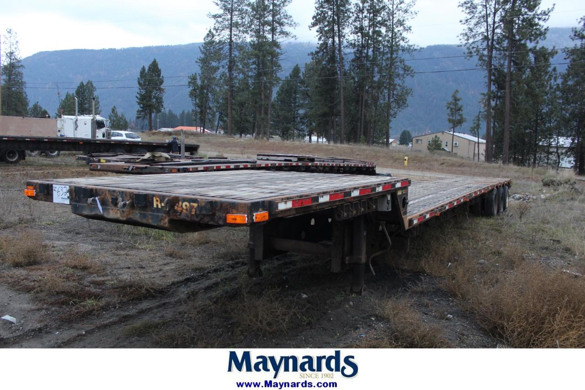 2007 Transcraft DTL-3000 step deck trailer - Image 2 of 7