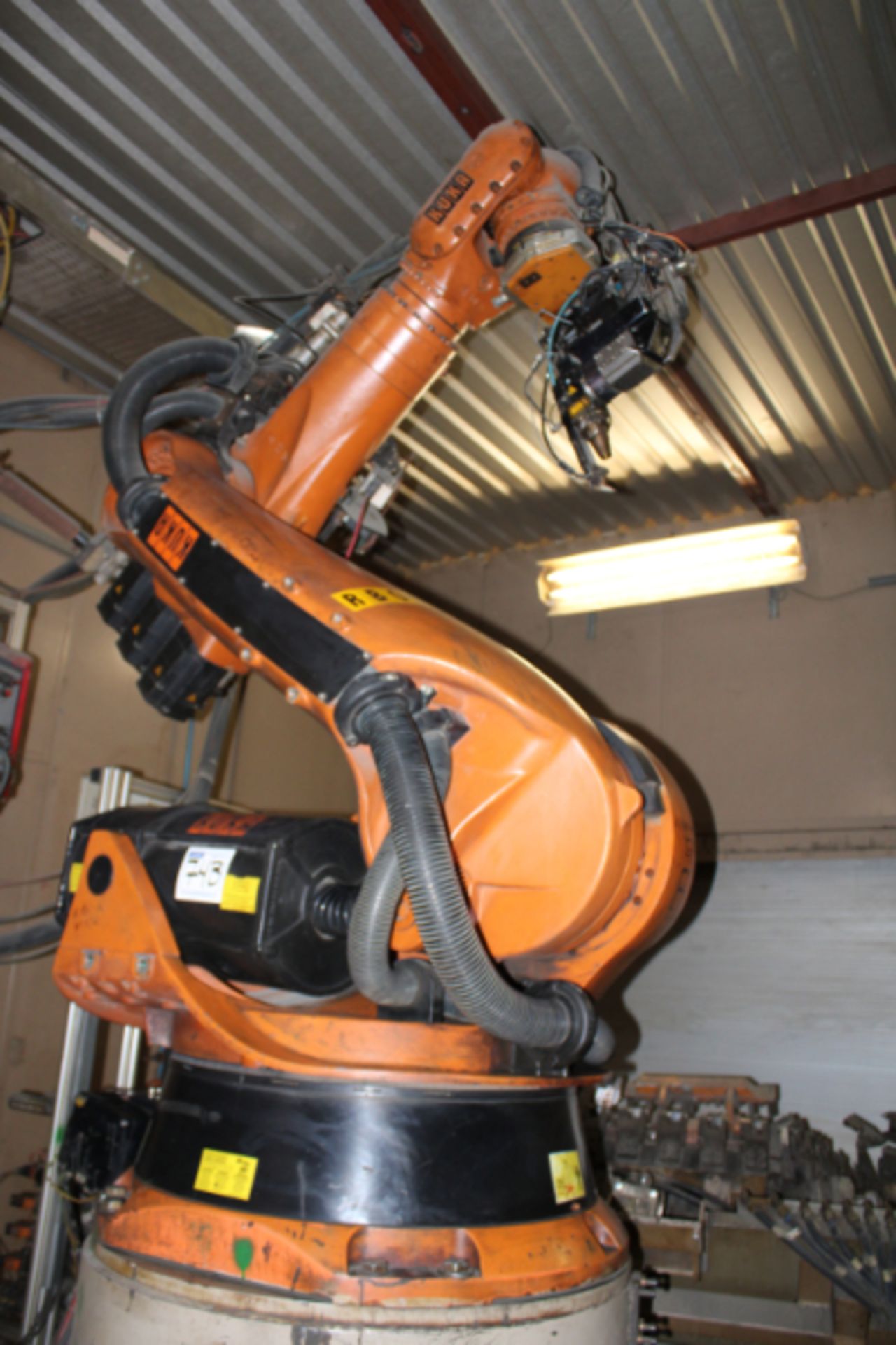 Kuka KR-210 Robot, Maximum Reach: 2,700 mm, Rated Payload: 210 Kg, with Robot Controller, New 2003 - Image 4 of 6