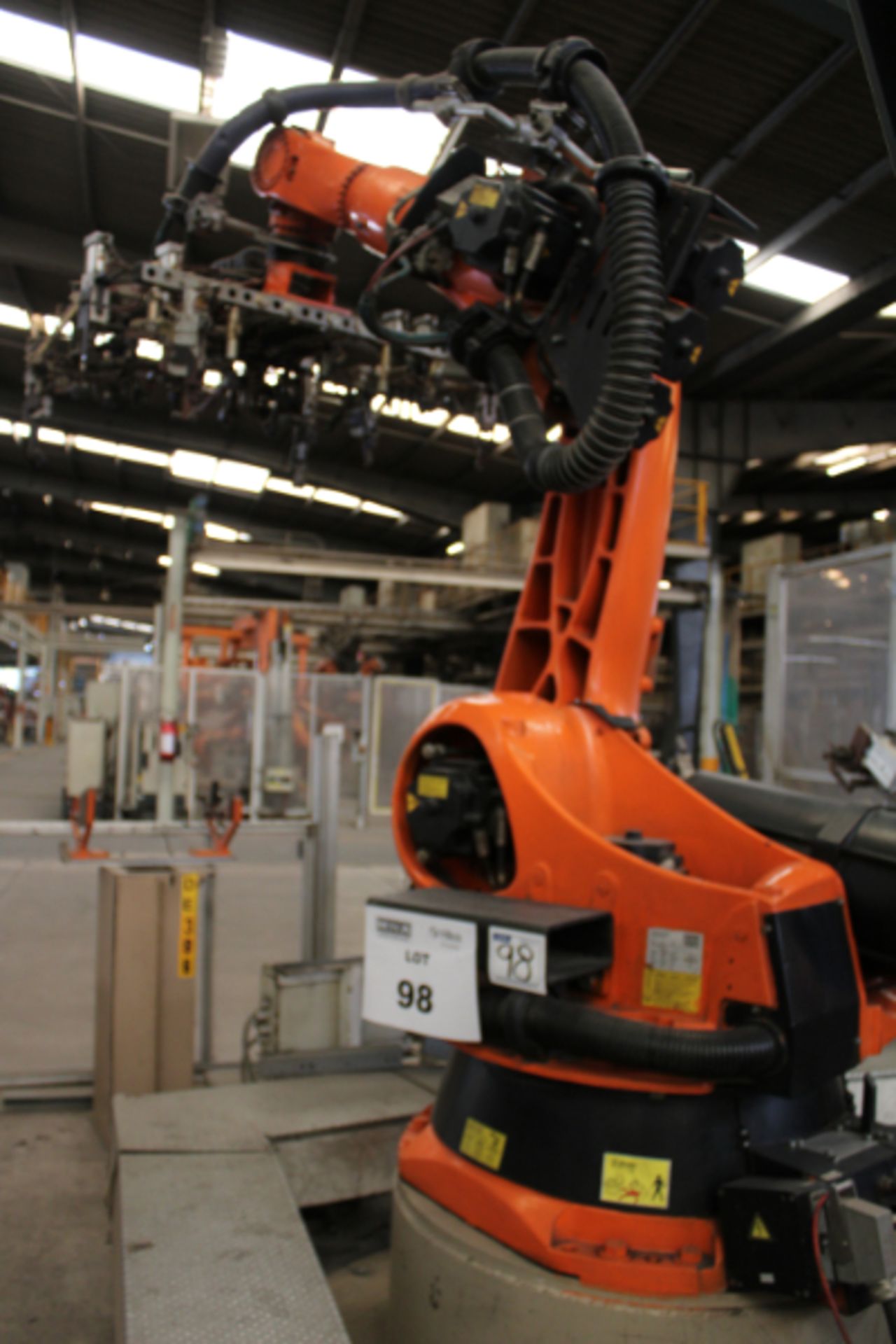 Kuka KR-180 Robot, Maximum Reach: 3,100 mm, Rated Payload: 180 Kg, with Robot Controller, New 2003 - Image 4 of 6