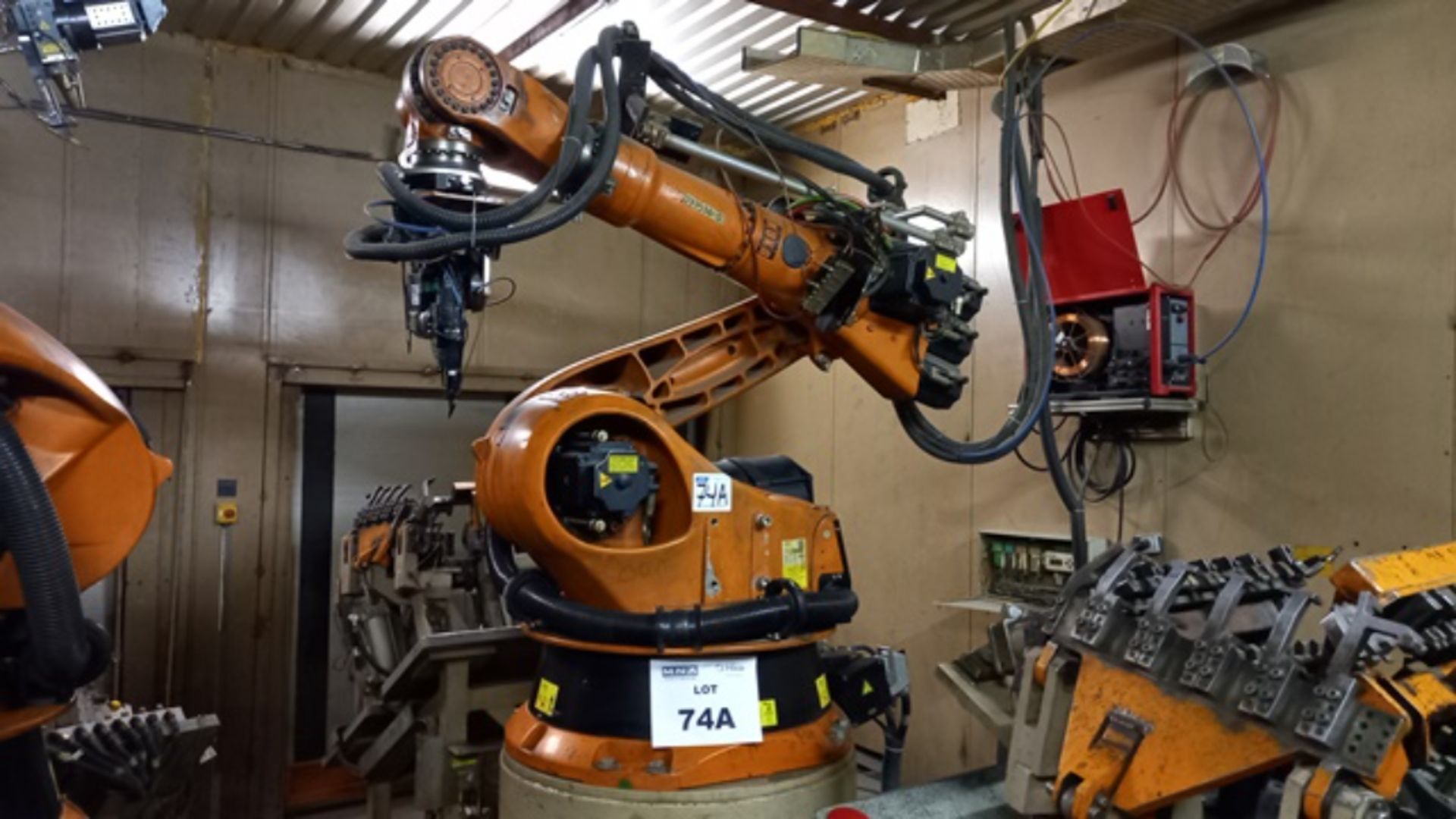 Kuka KR-210 Robot, Maximum Reach: 2,700 mm, Rated Payload: 210 Kg, with Robot Controller, New 2003