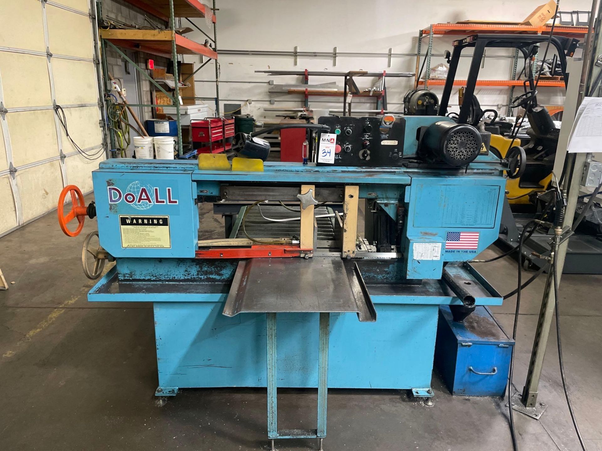 DoAll C-916M Horizontal Bandsaw