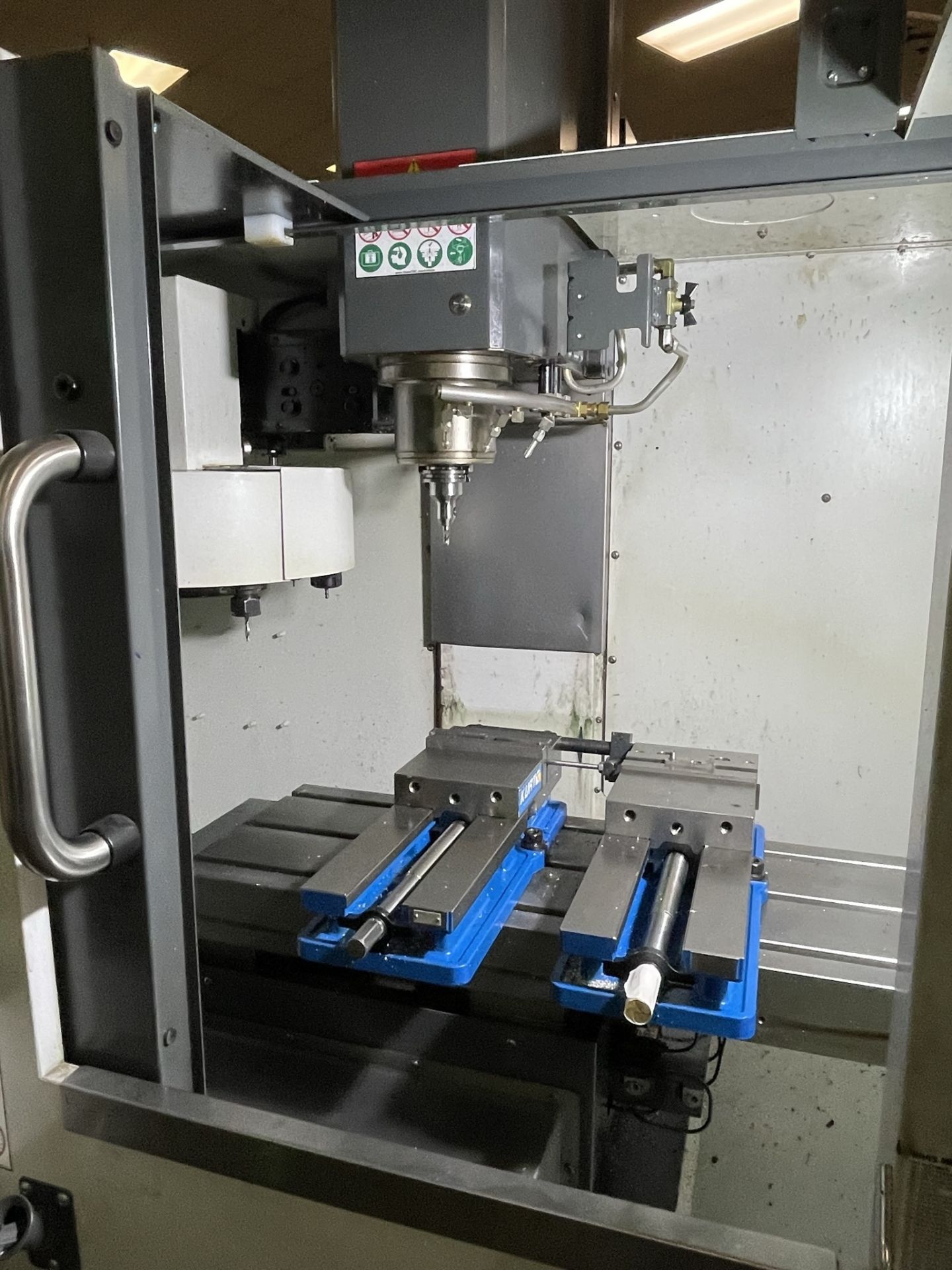 HAAS Mini Mill CNC Vertical Machining Center, Late Model, Low Hours, New 2019 *Off-Site* - Image 3 of 5