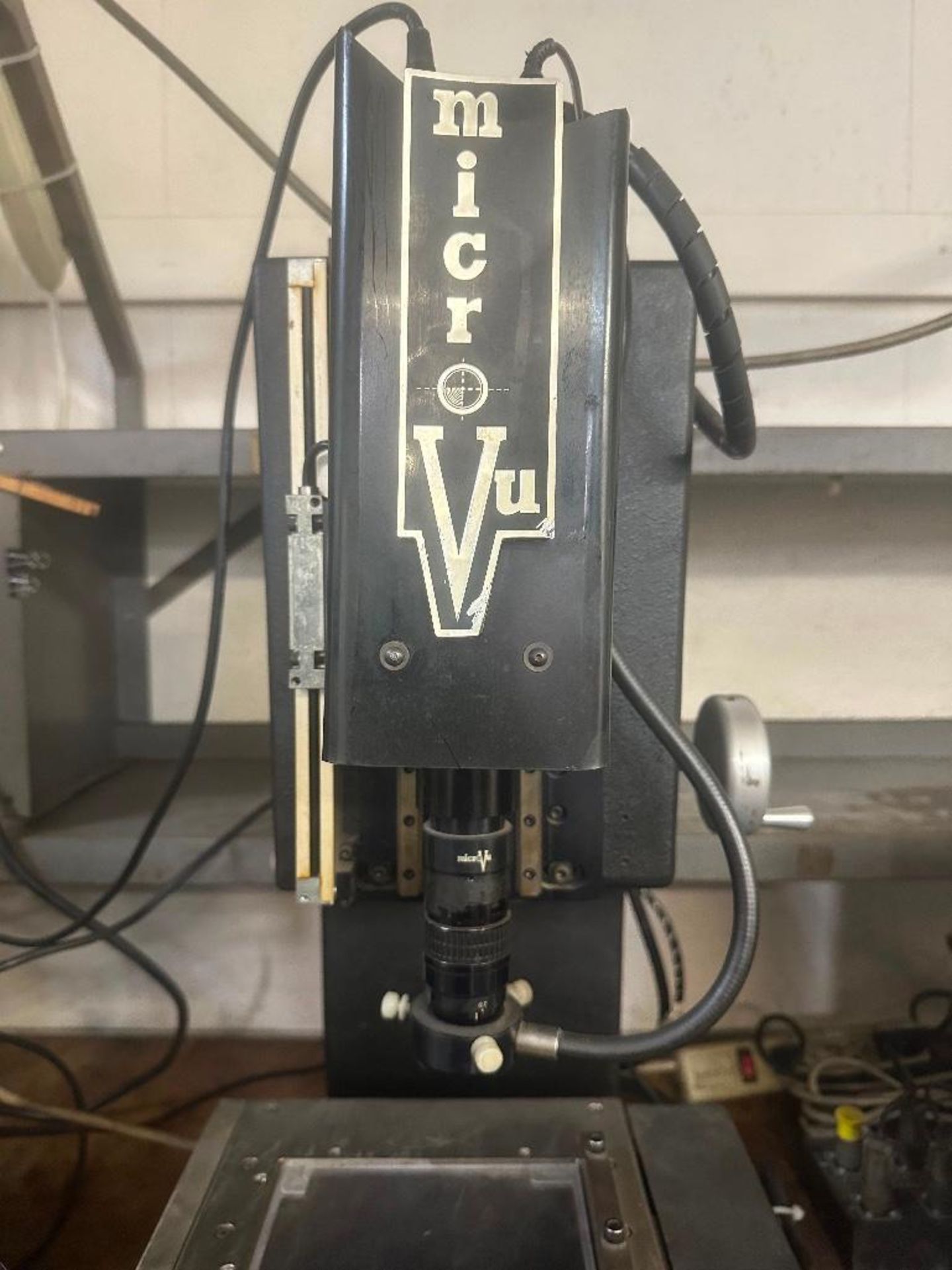 MicroVU 8X8 Comparator, S/N V6209 - Image 2 of 7