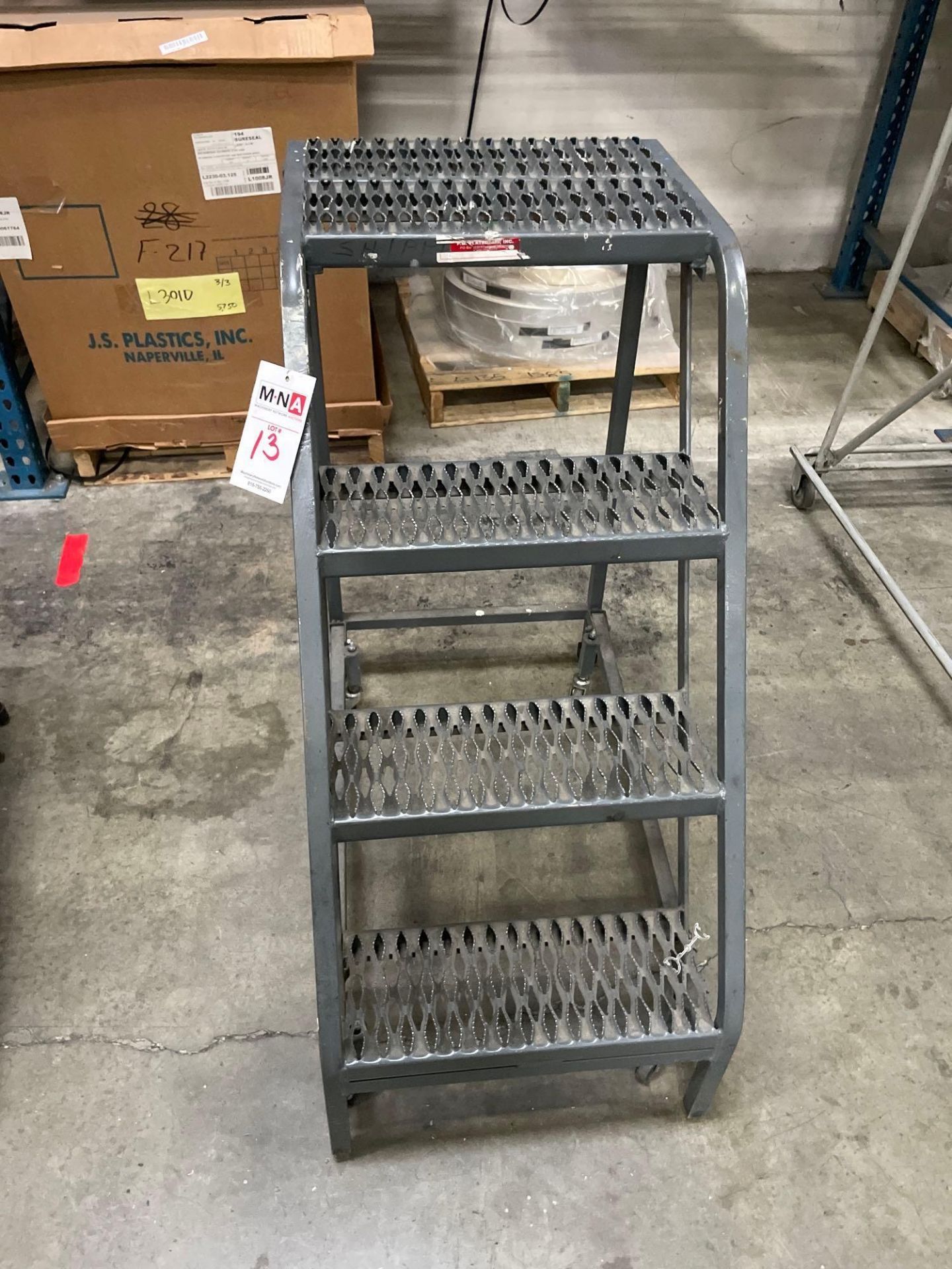 4 Step Rolling Warehouse Ladder