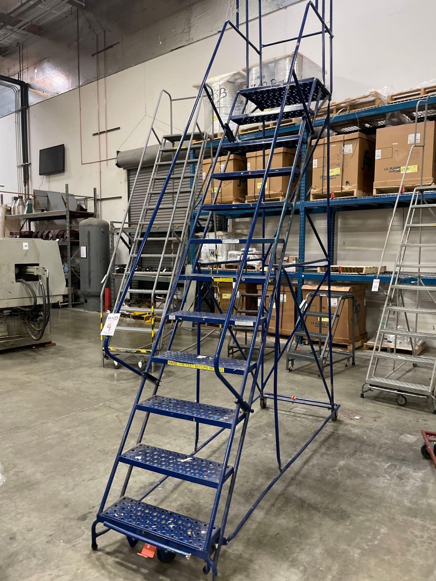 12 Step Rolling Warehouse Ladder - Image 2 of 4