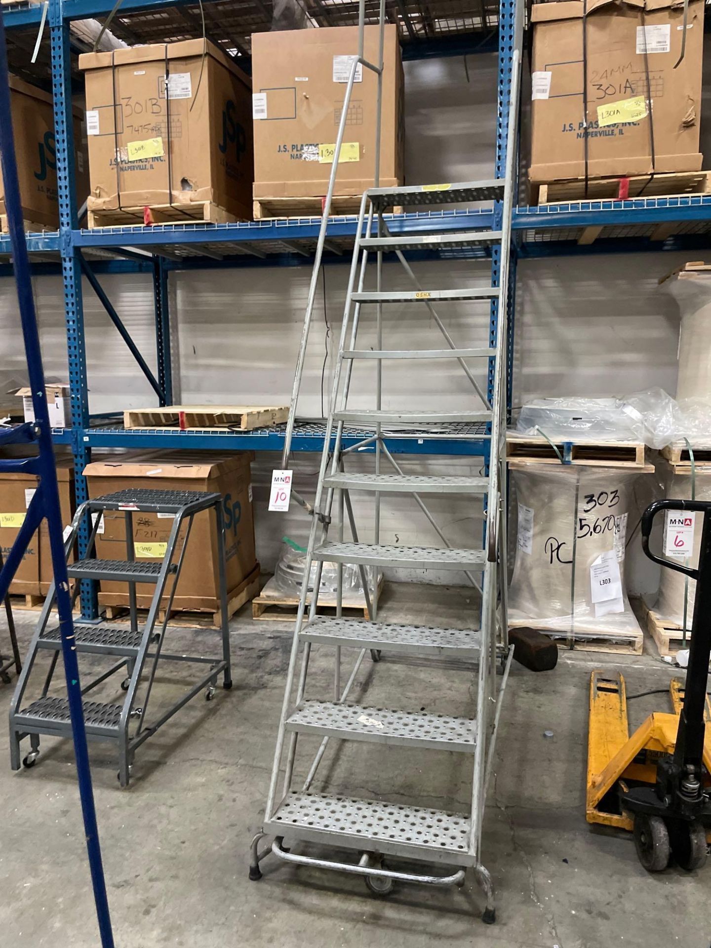 10 Step Rolling Warehouse Ladder