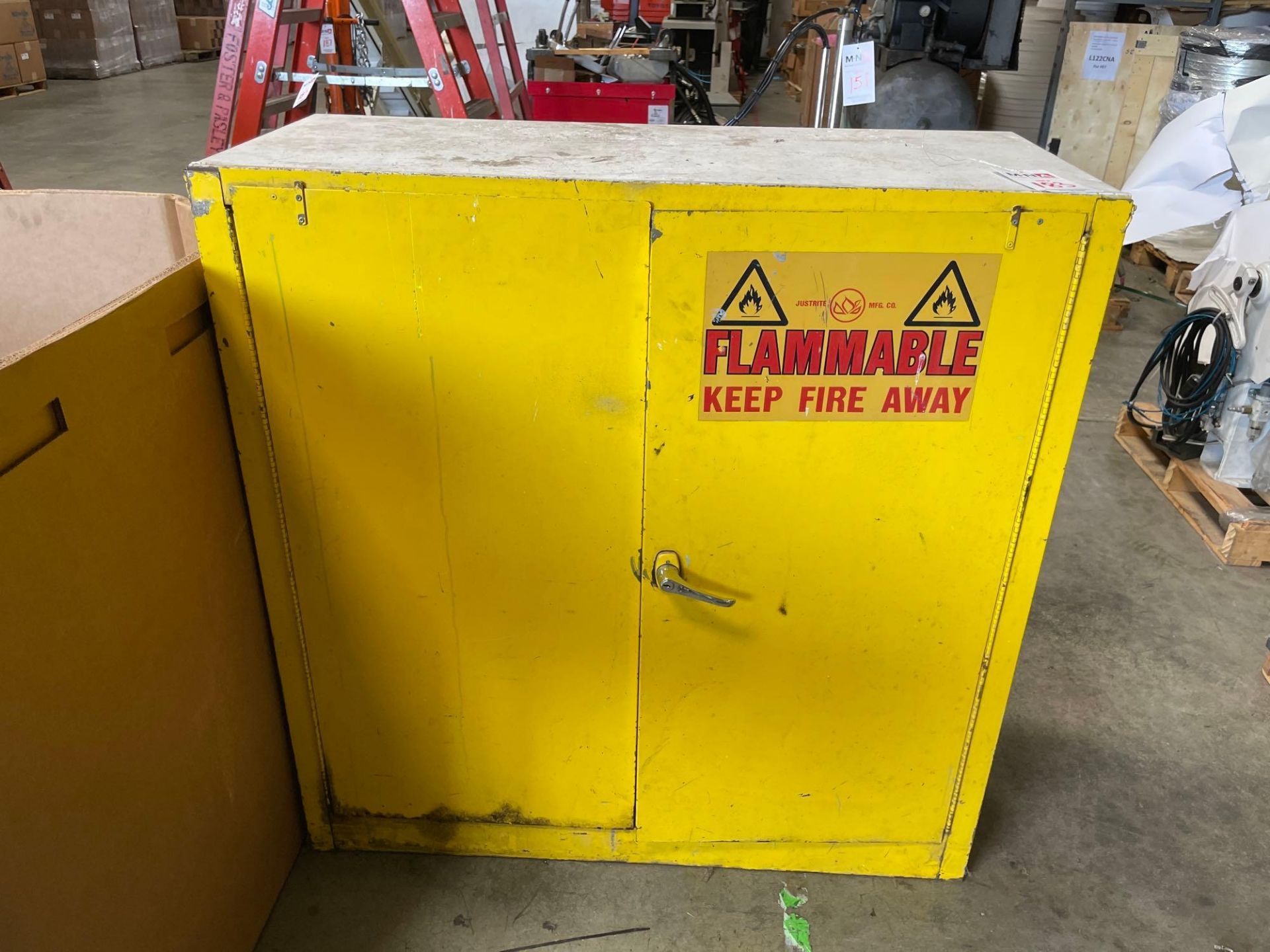 Justrite Flammable Liquid Storage Cabinet - Image 4 of 7