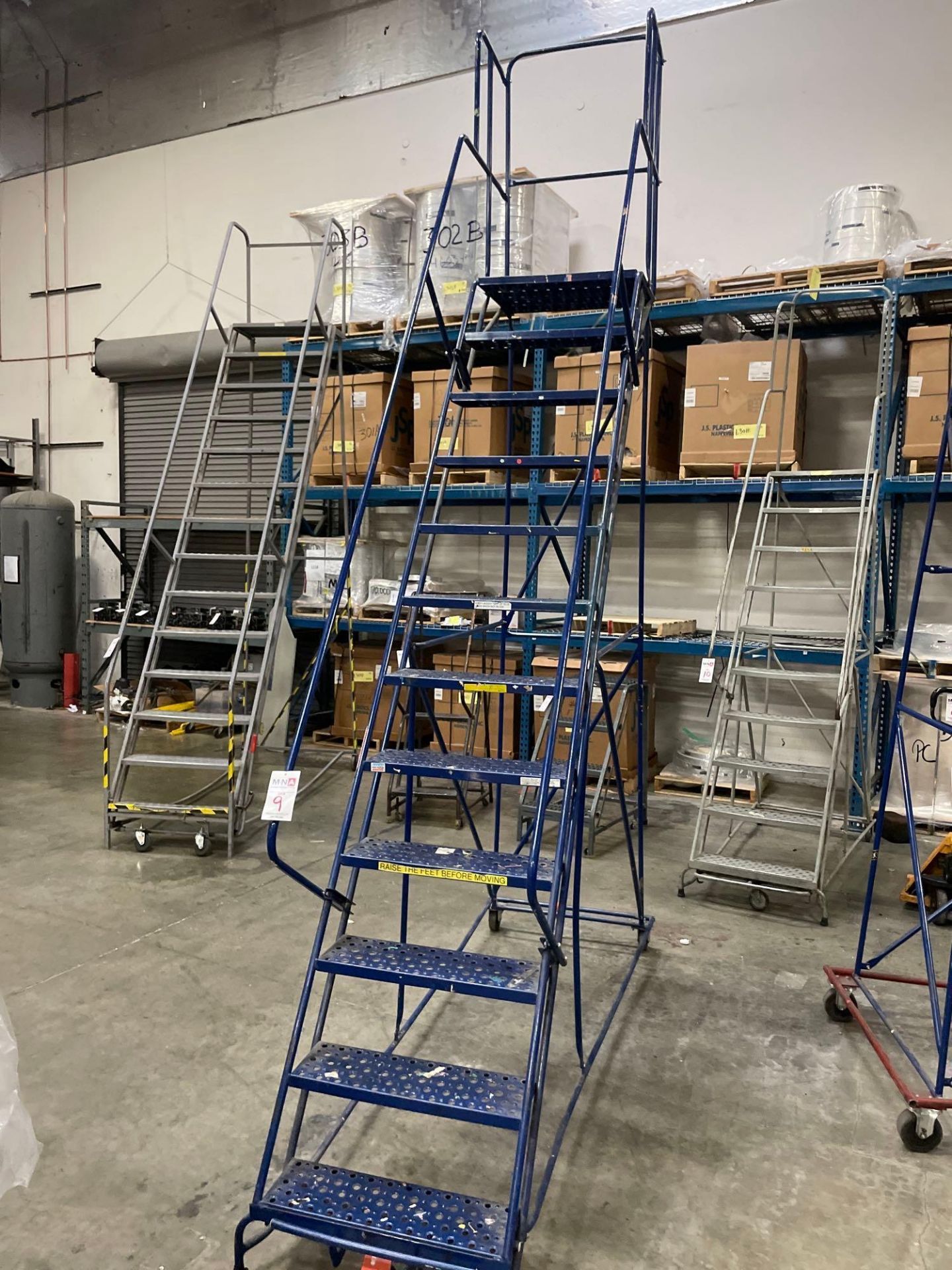 12 Step Rolling Warehouse Ladder - Image 4 of 4