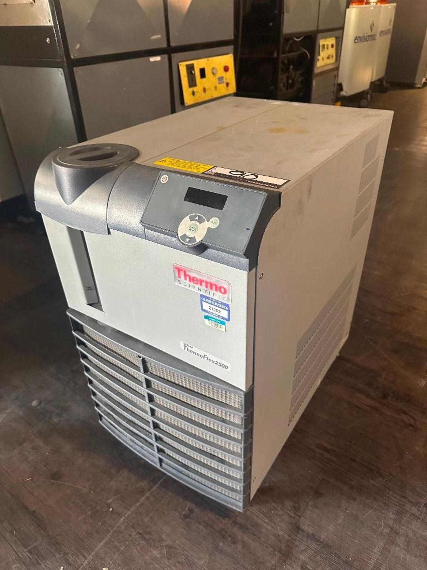 Thermo Scientific Neslab Thermoflex 2500 Recirculating Chiller, s/n 1111976501180226 - Image 2 of 5