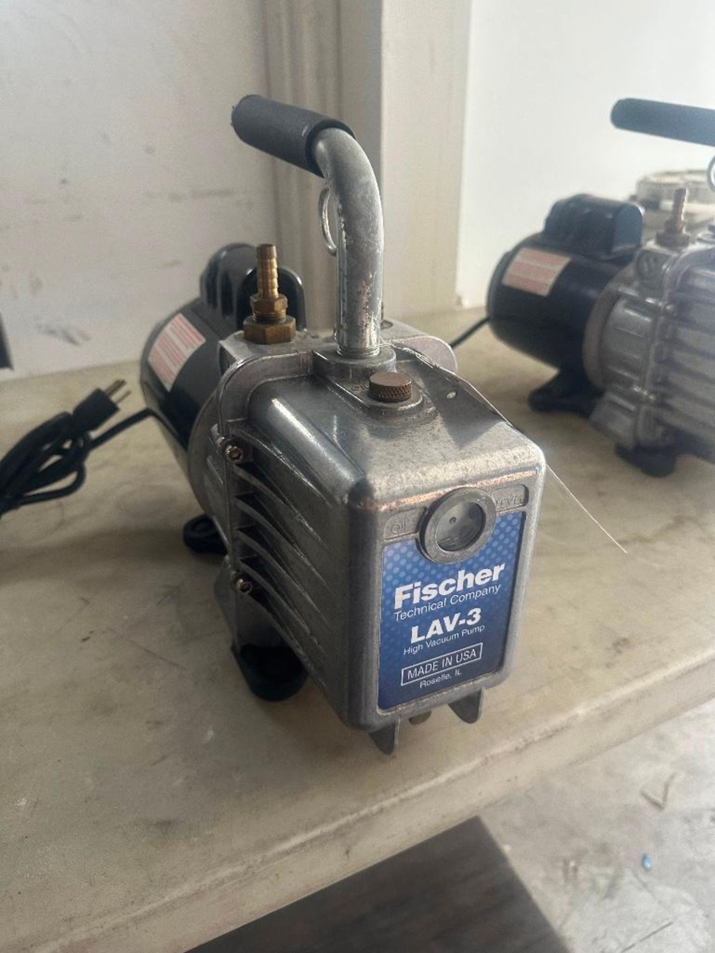 Fischer Technical Co. High Vacuum Pump LAV-3