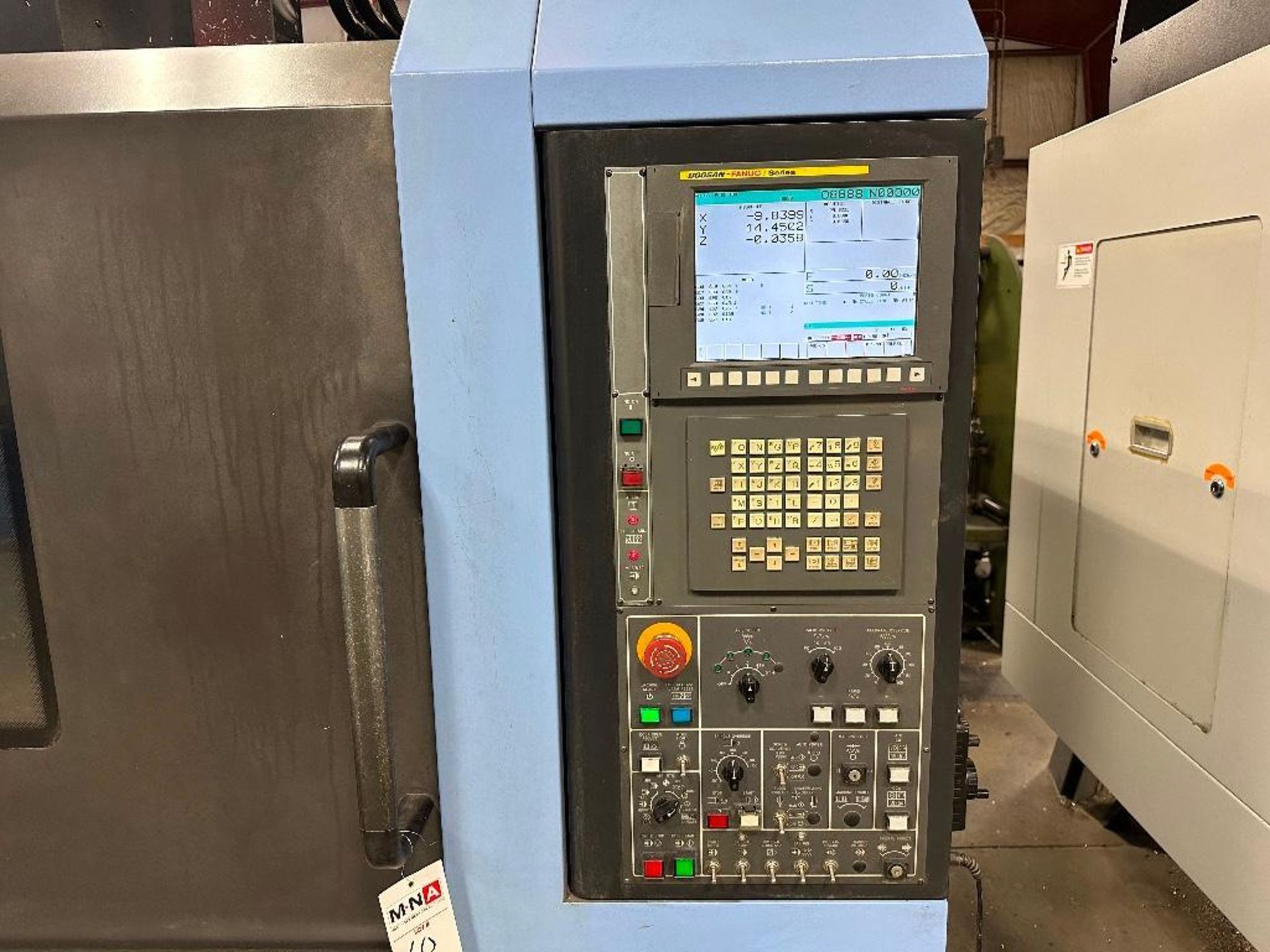 Doosan DNM500, Doosan Fanuc i Control, 40" x 21" x 20" Trvls., 30 ATC, 8K RPM, BT-40, New 2011 - Image 12 of 14