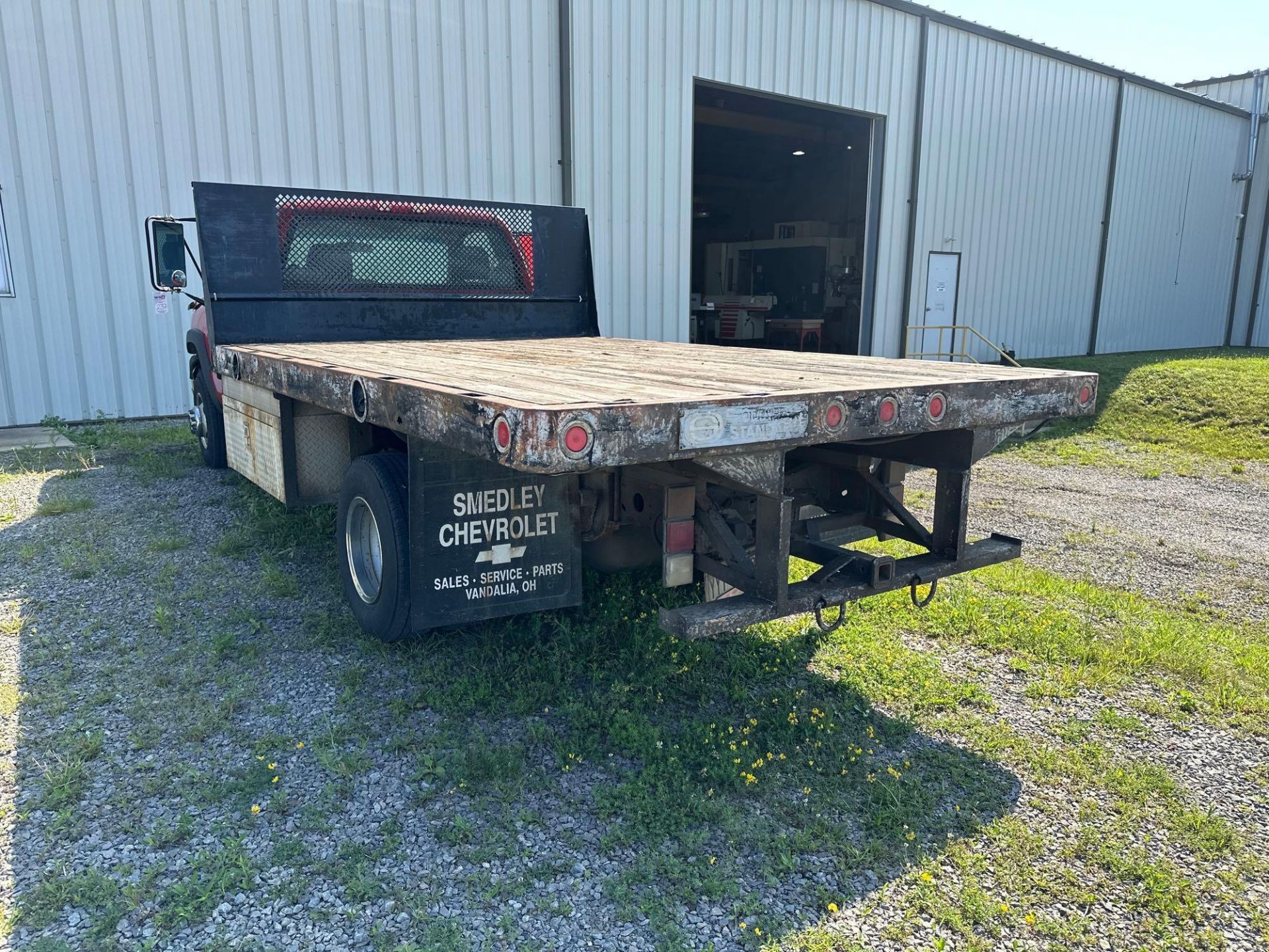 2003 Chevy Silverado 3500 12” Flatbed Truck, 138098mi w/ Toolbox and Flatbed Sides - Image 4 of 10