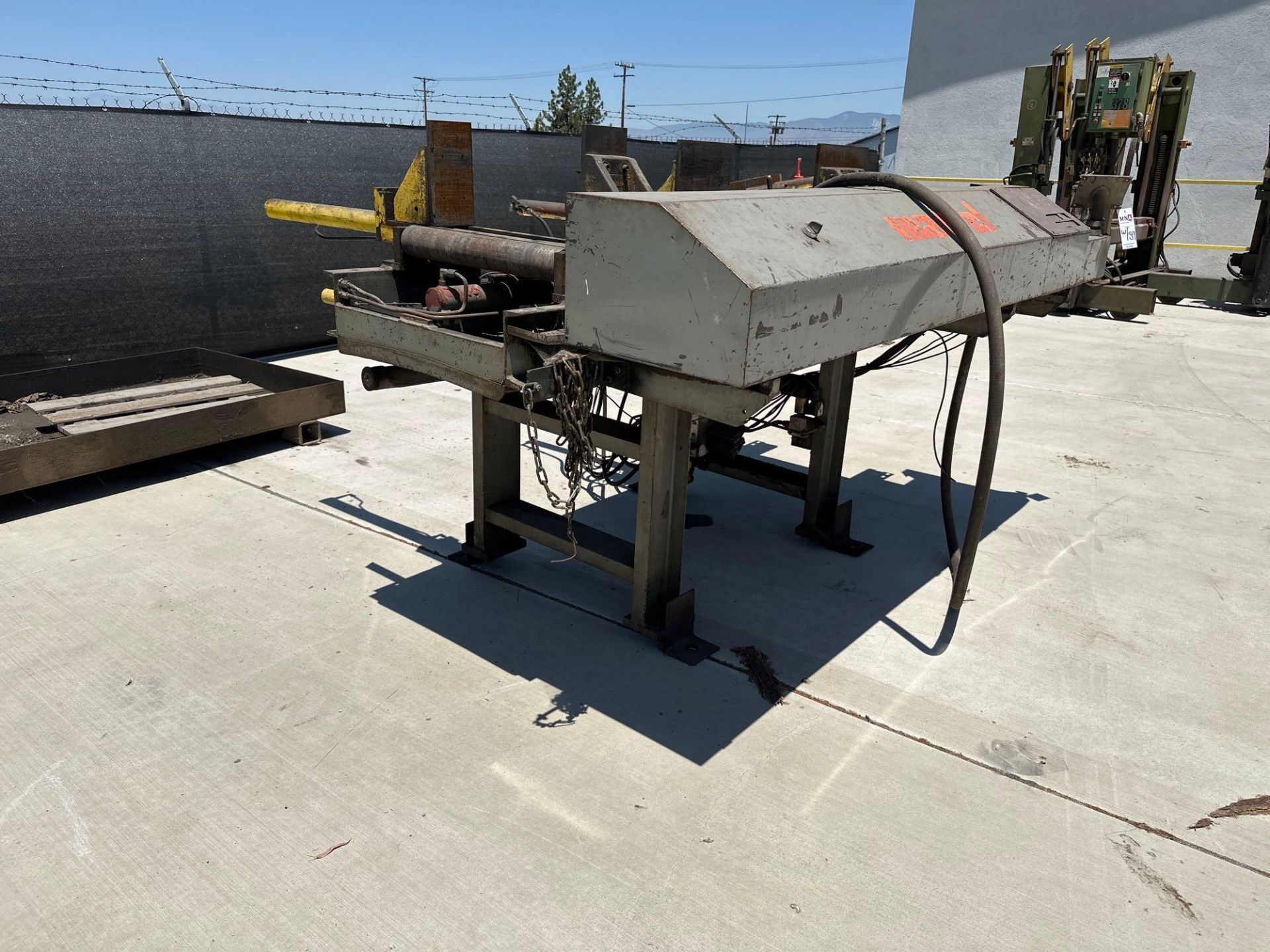 Marvel Series 2150A-PC60 Tilt Frame Vertical Band Saw, 2’ x 7’ Conveyor *Located in Redlands, CA* - Image 21 of 25