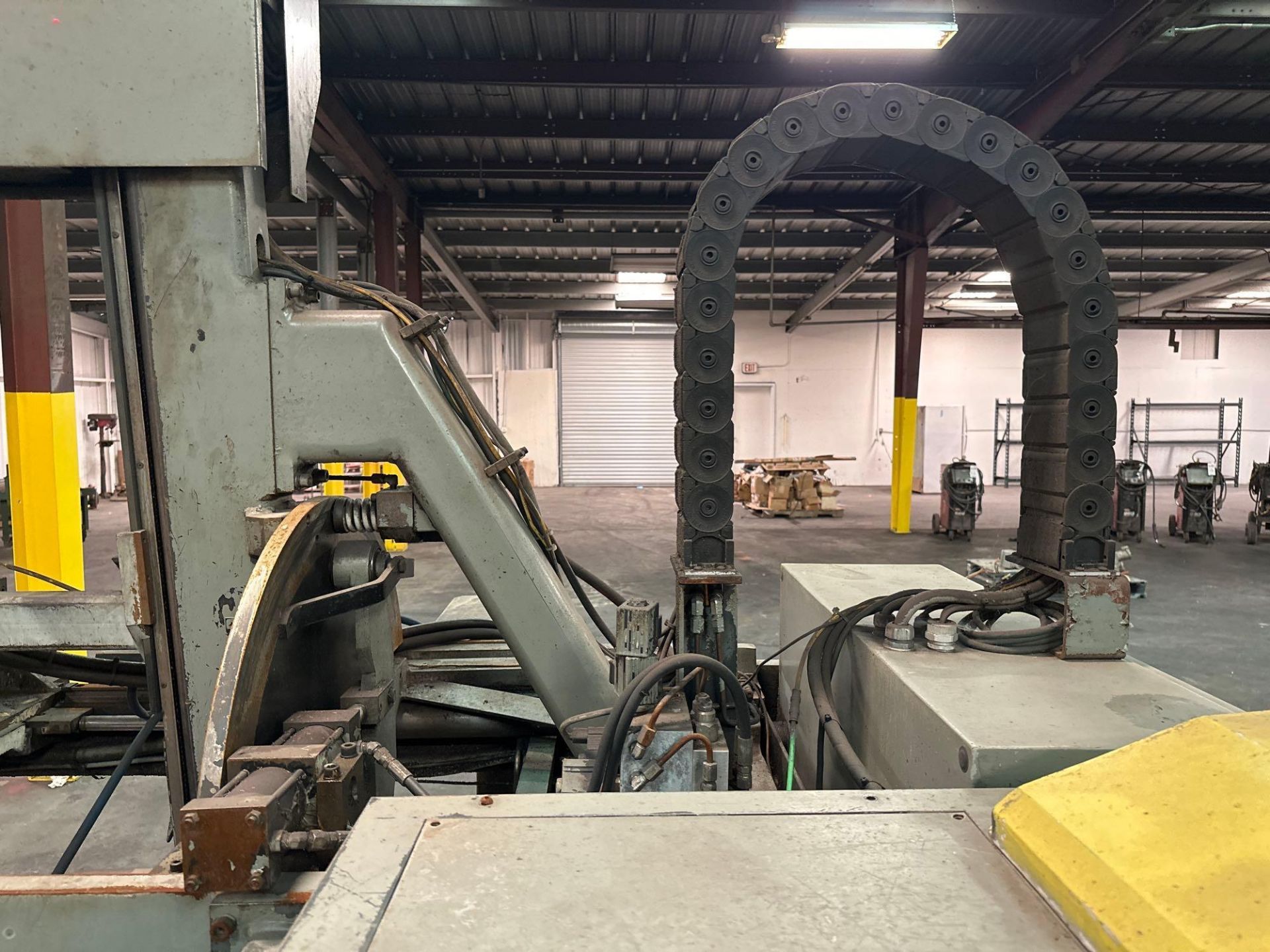 Marvel Series 2150A-PC60 Tilt Frame Vertical Band Saw, 2’ x 7’ Conveyor *Located in Redlands, CA* - Image 17 of 25