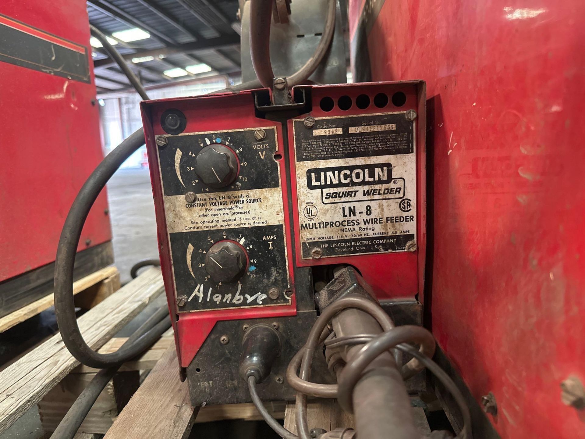 Lincoln Electric DC-600Welder, s/n U 1020461387 w/ Lincoln Squirt Welder LN-8Wire Feeder - Image 3 of 10