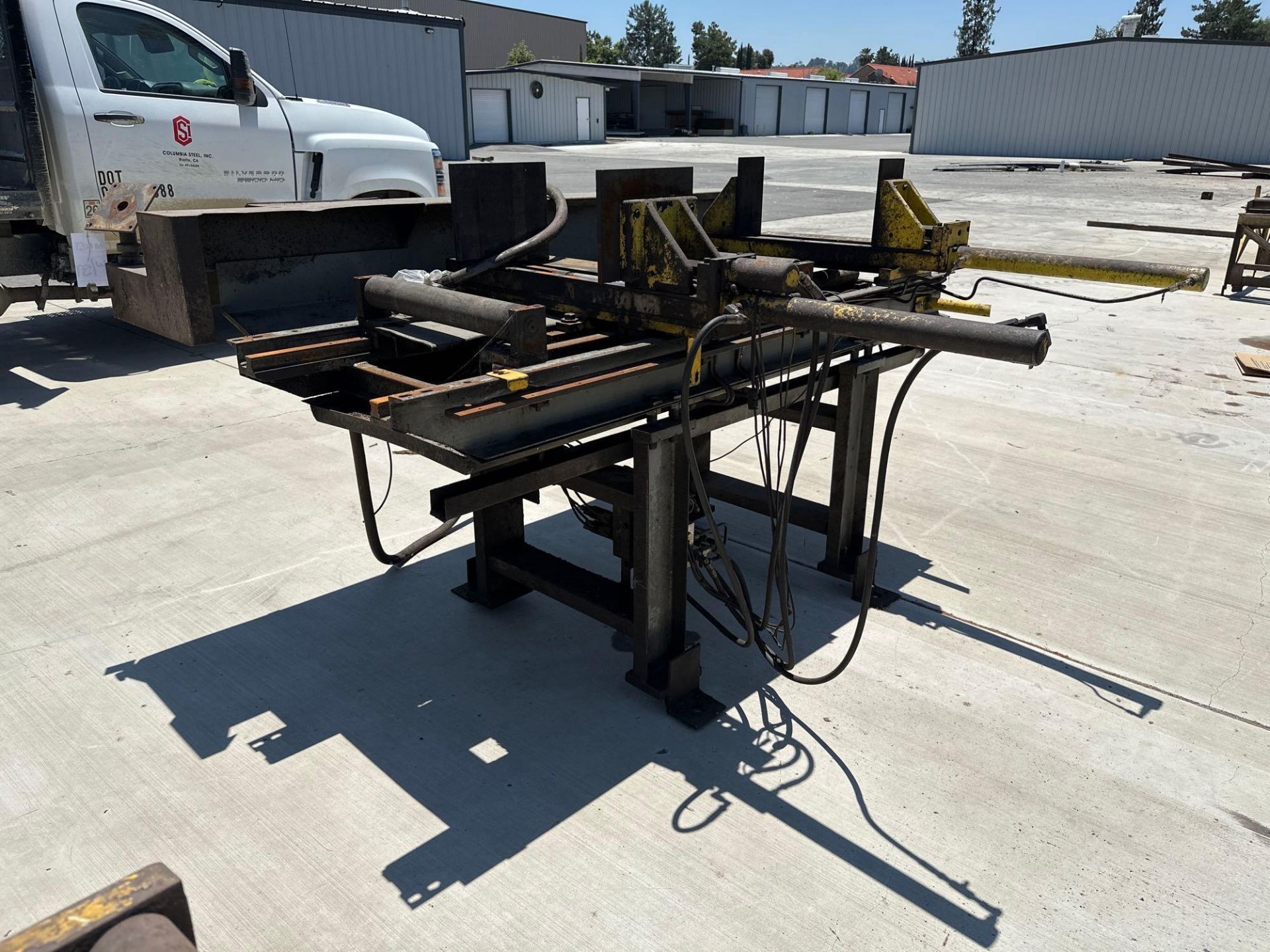 Marvel Series 2150A-PC60 Tilt Frame Vertical Band Saw, 2’ x 7’ Conveyor *Located in Redlands, CA* - Image 23 of 25