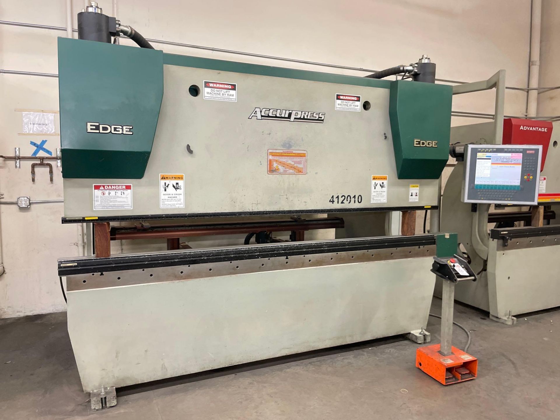 Accurpress 412010 Hydraulic CNC Press Brake, 120 Ton, 10’ Bed, Extra Height, New 2011 - Image 2 of 9