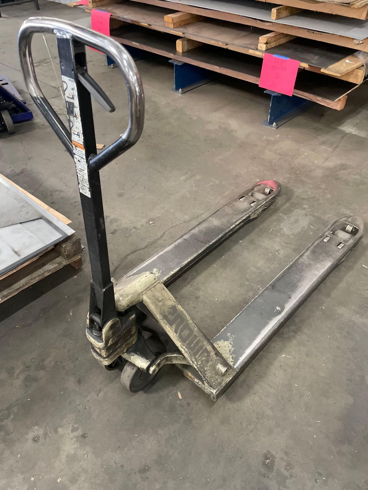 Crown 5000 Lbs. Pallet Jack - Image 2 of 4