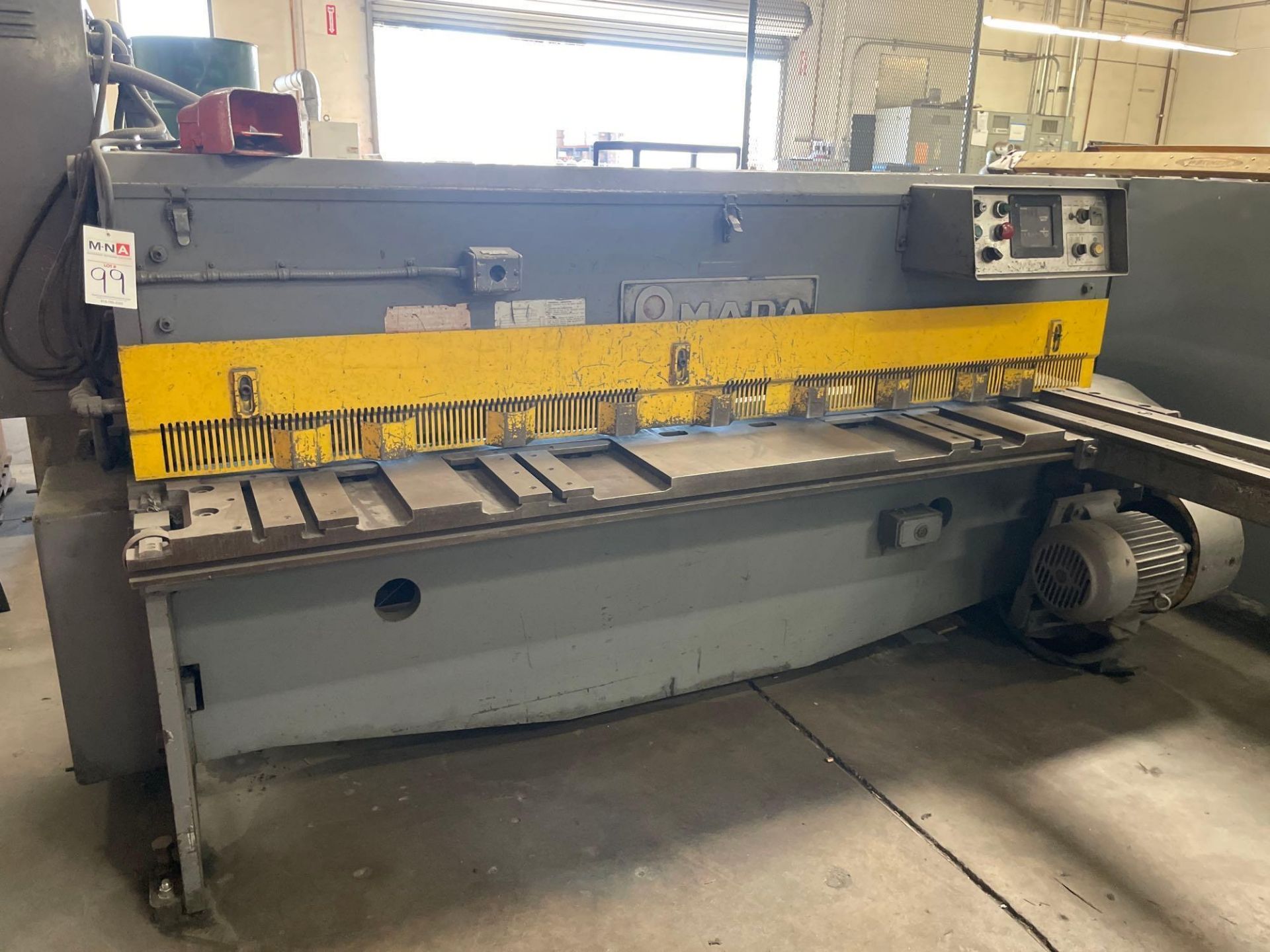 Amada M- 2060 Shear, 78.74" Length, .236" Thickness, 60 SPM, s/n 2600206, New 1977 - Image 4 of 6