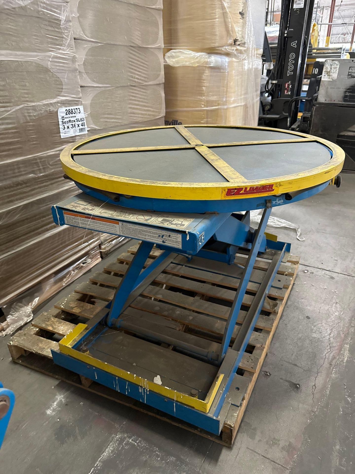 (3) Rotating Hydraulic Lift Tables - Image 2 of 6