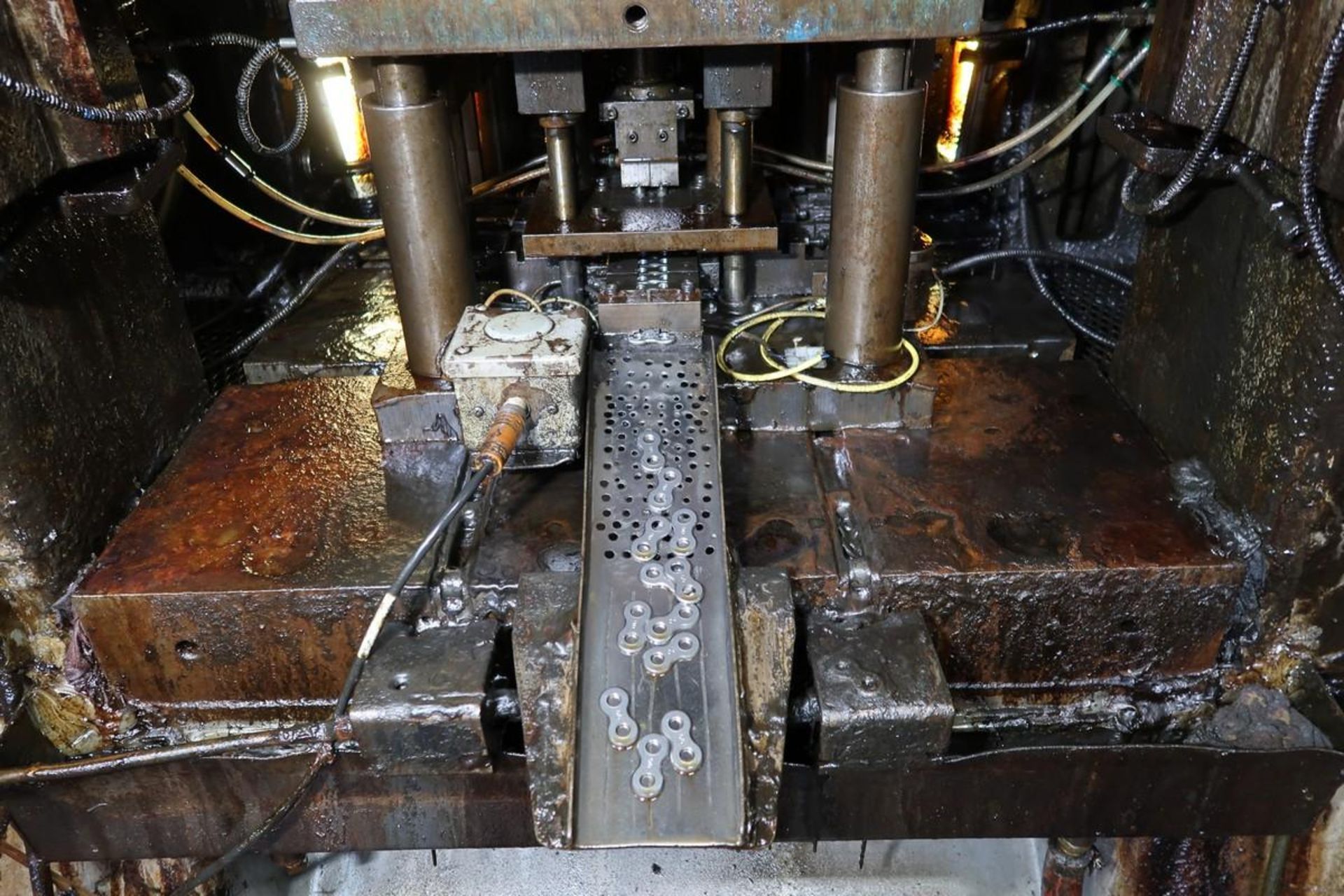 Minster 40-5-1/2 100-Ton Straight Side Single Crank Press - Image 4 of 12