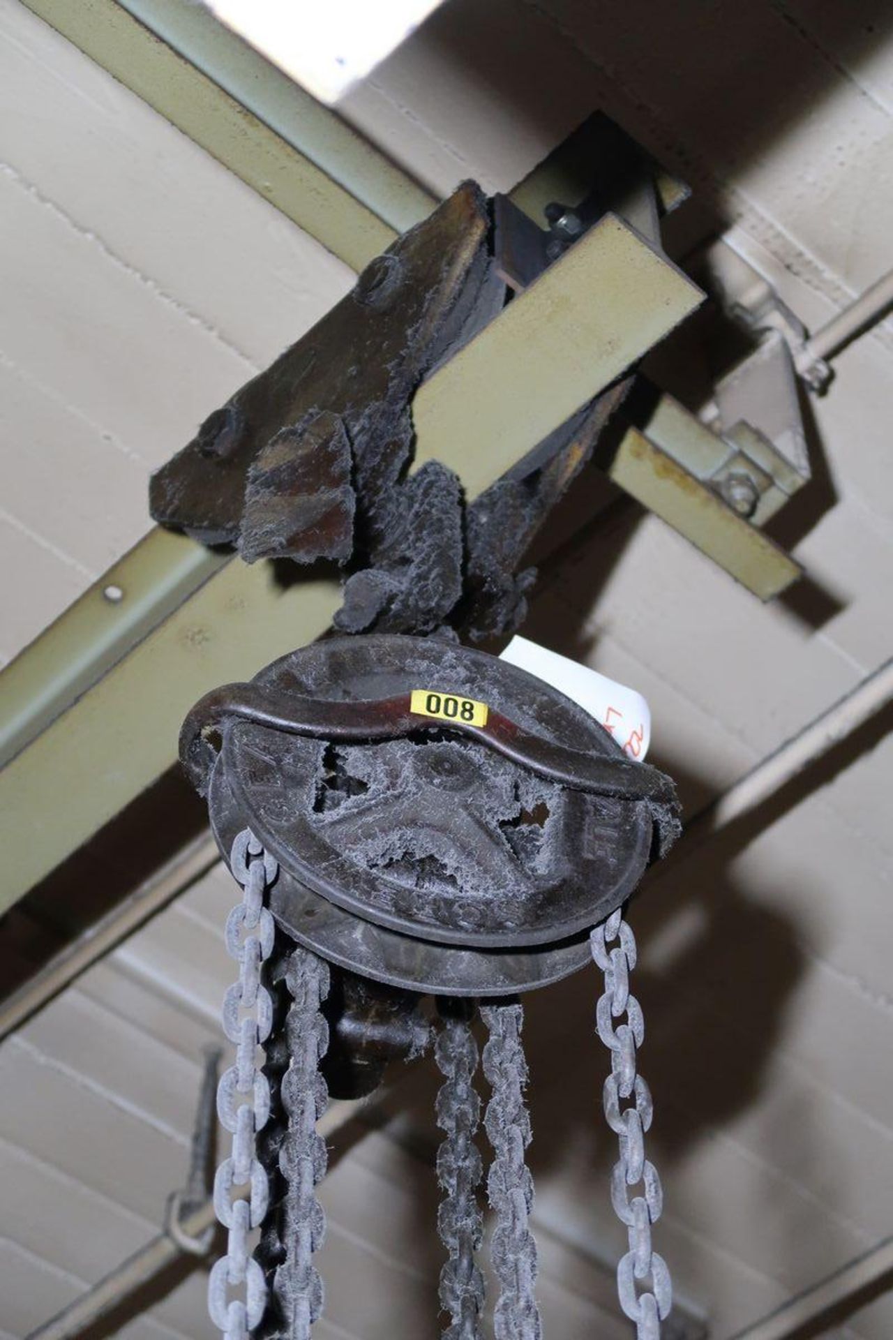 Chain-Fall Hoists - Image 2 of 4