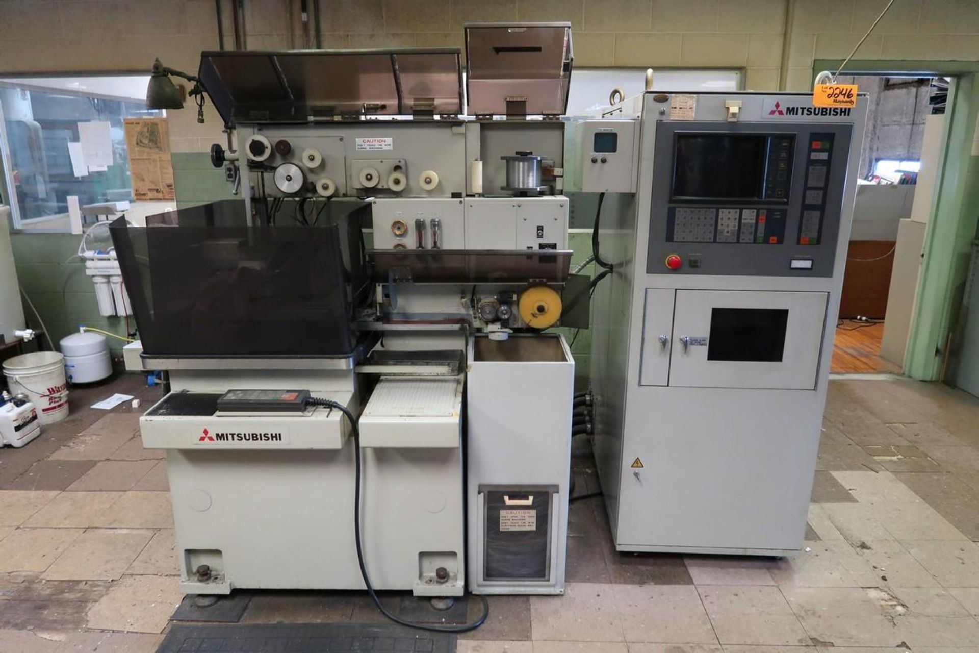 1987 Mitsubishi DWC-90 Wire Electrical Discharge Machine