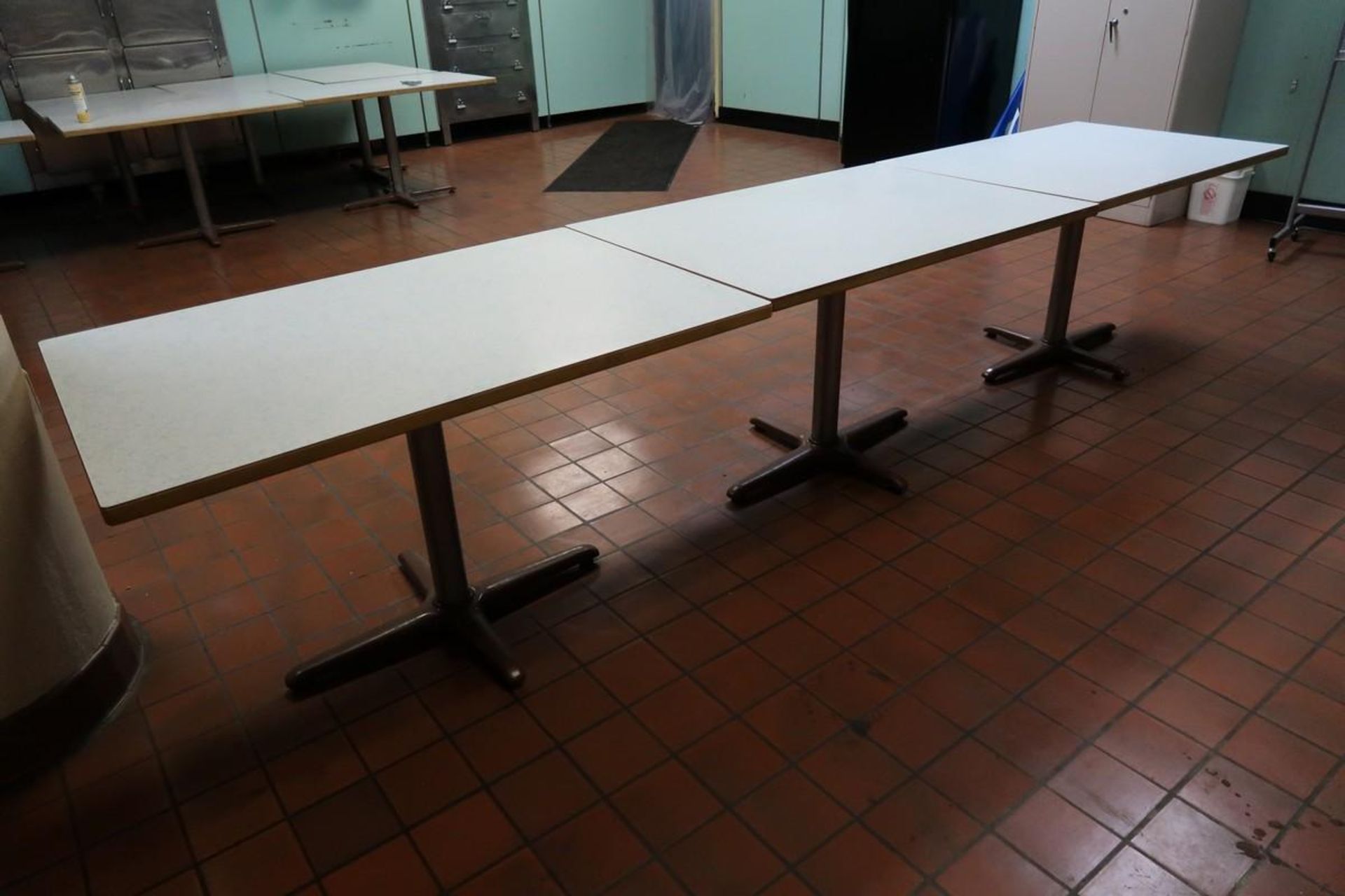 Contents of 3rd Floor Lunch Room - Image 5 of 7