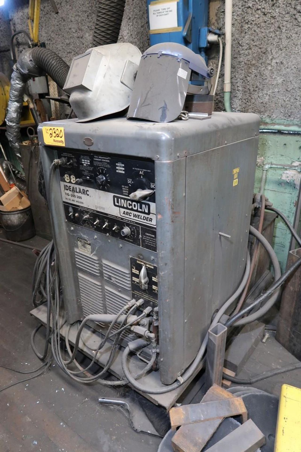 Lincoln Electric Idealarc TIG-300/300 300A AC/DC Arc Welding Power Source - Image 2 of 7