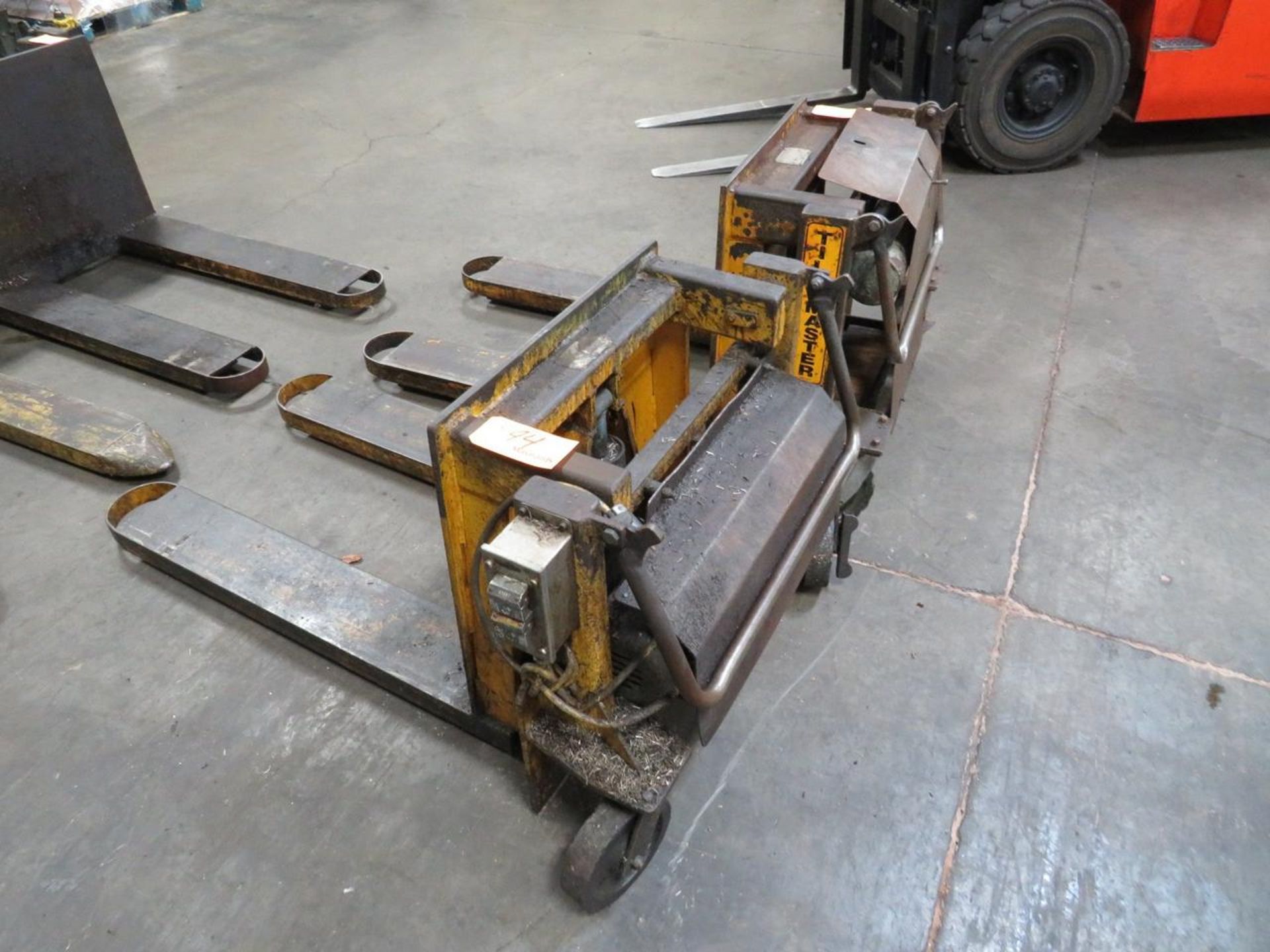 LOT OF (2) POWER PALLET LIFTS - Image 3 of 4