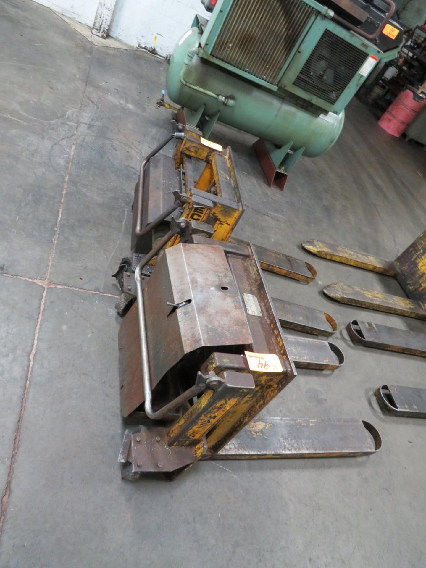 LOT OF (2) POWER PALLET LIFTS - Image 2 of 4